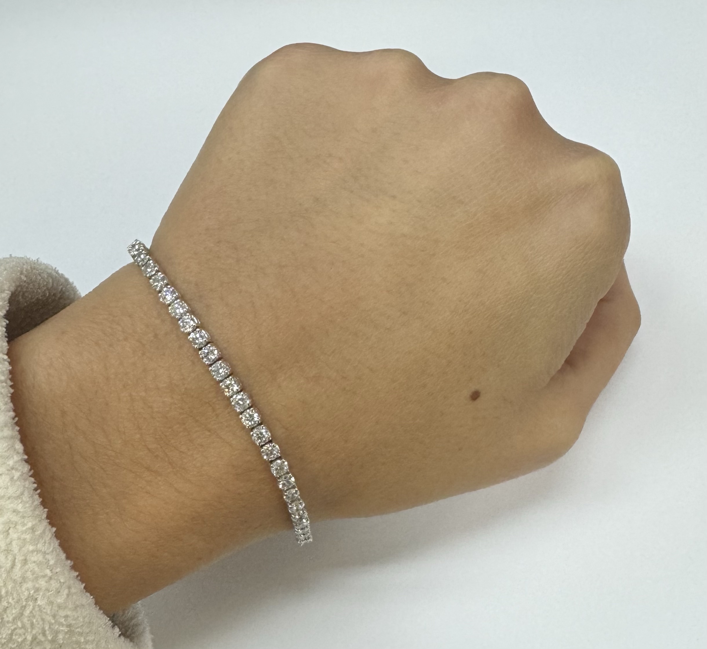 14k White Gold Genuine 5.15 Cttw Round Brilliant Cut Diamond Bracelet - Image 26