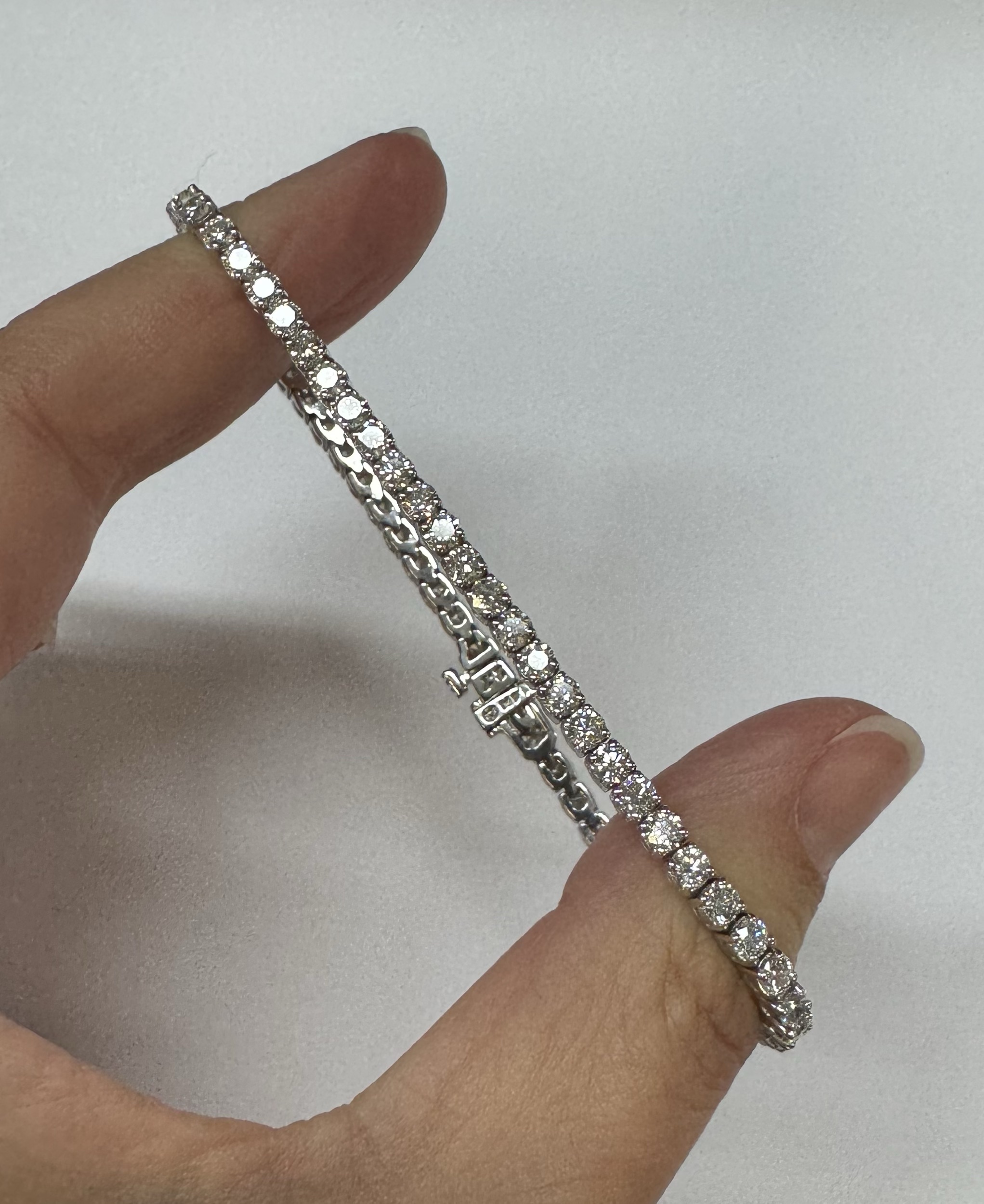 14k White Gold Genuine 5.15 Cttw Round Brilliant Cut Diamond Bracelet - Image 11