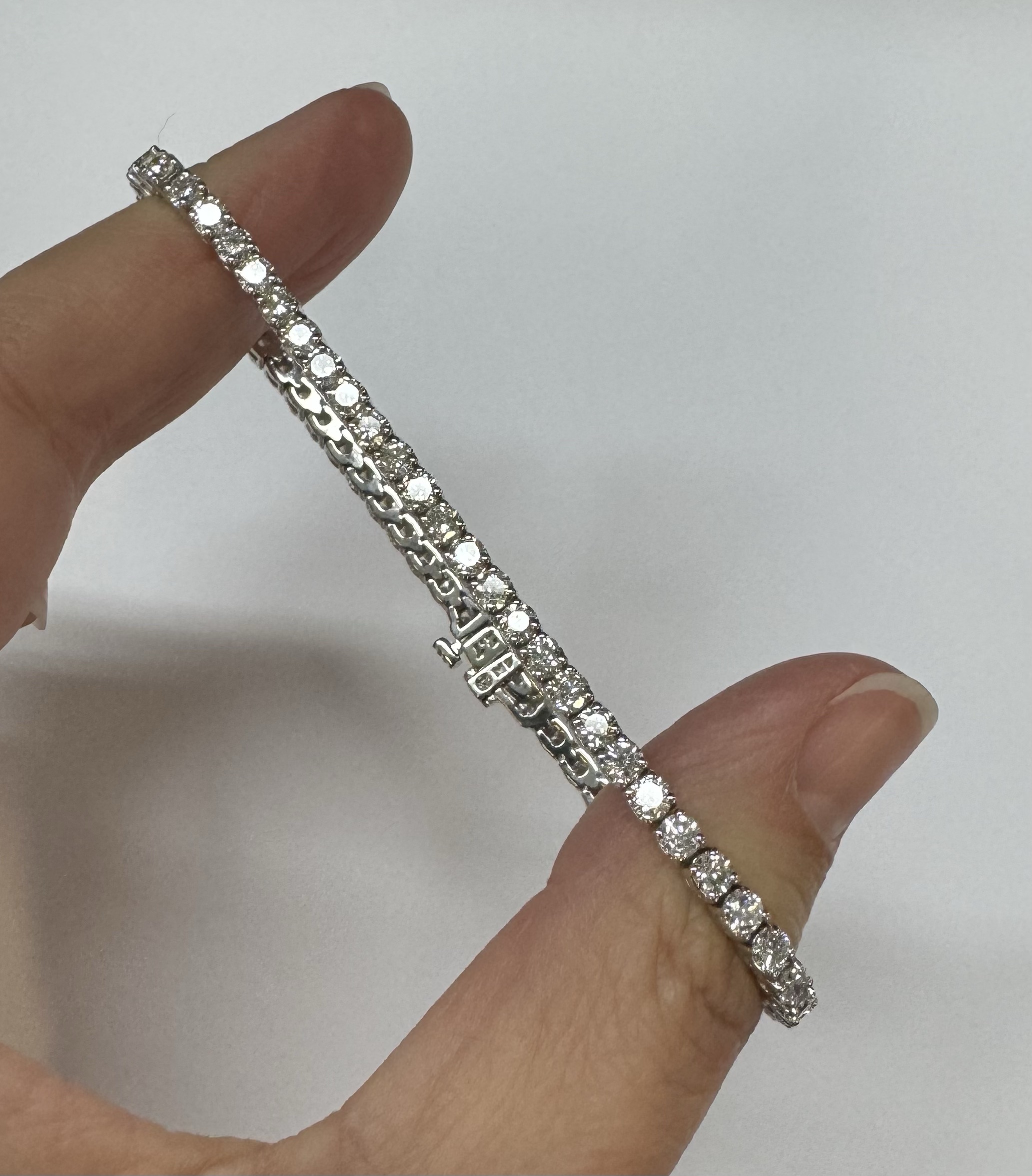 14k White Gold Genuine 5.15 Cttw Round Brilliant Cut Diamond Bracelet - Image 9