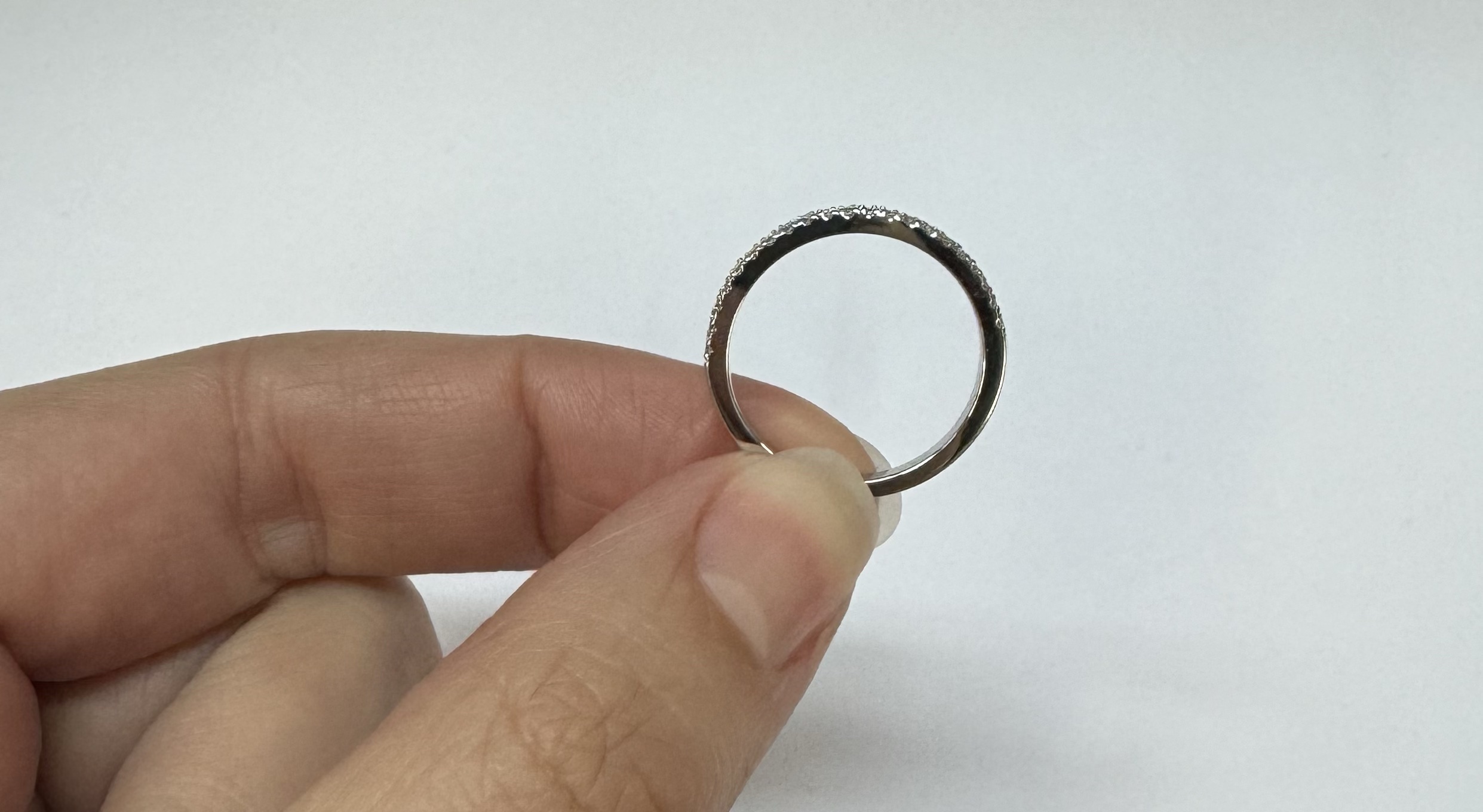 14k White Gold 21 Stone .23 Cttw Round Brilliant Cut Diamond Band - Image 7