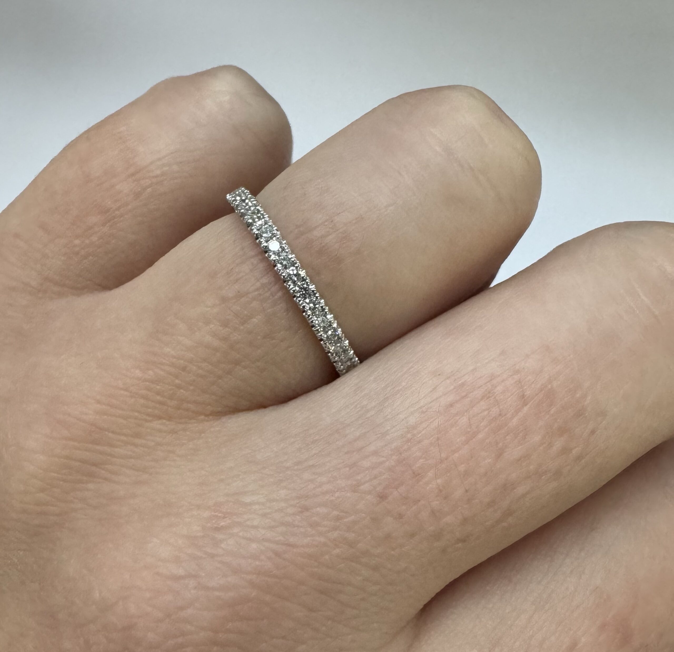 14k White Gold 21 Stone .23 Cttw Round Brilliant Cut Diamond Band - Image 20