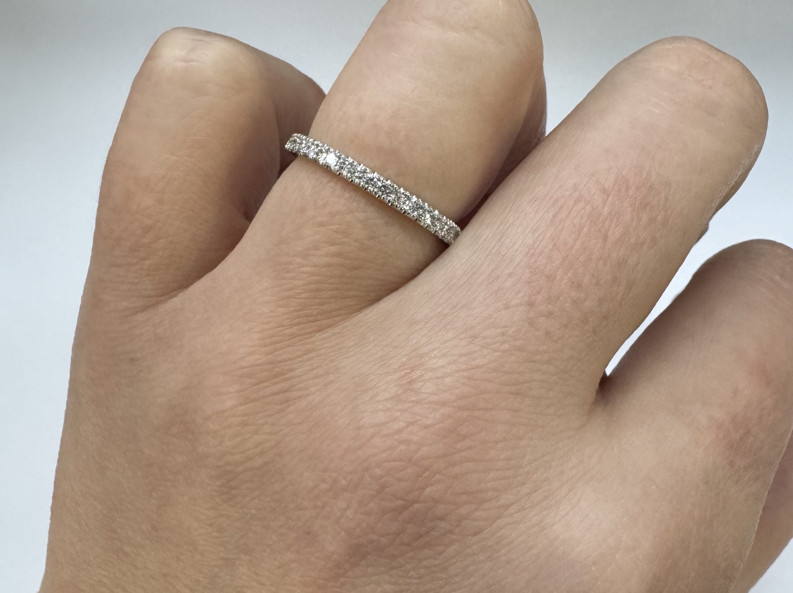 14k White Gold 21 Stone .23 Cttw Round Brilliant Cut Diamond Band - Image 25