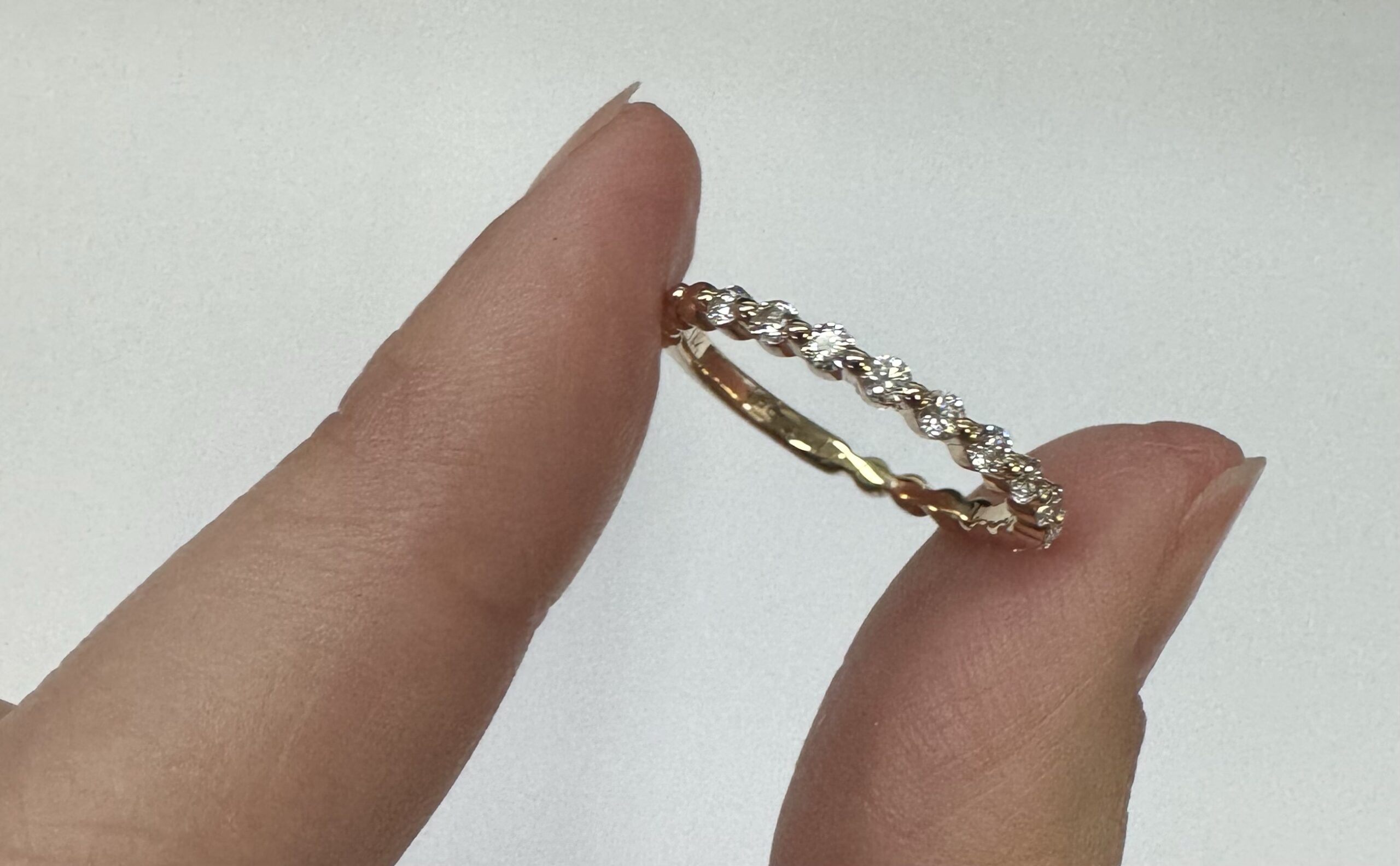 14k Yellow Gold 12 Stone Genuine .35 Cttw Round Brilliant Cut Diamond Single Prong 3/4 Band - Image 9