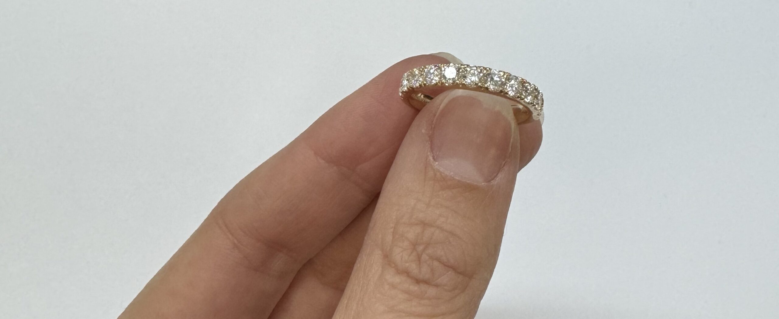 14k Yellow Gold Genuine 11 Stone Low-Profile 1.00 Cttw Round Brilliant Cut Diamond Band - Image 6
