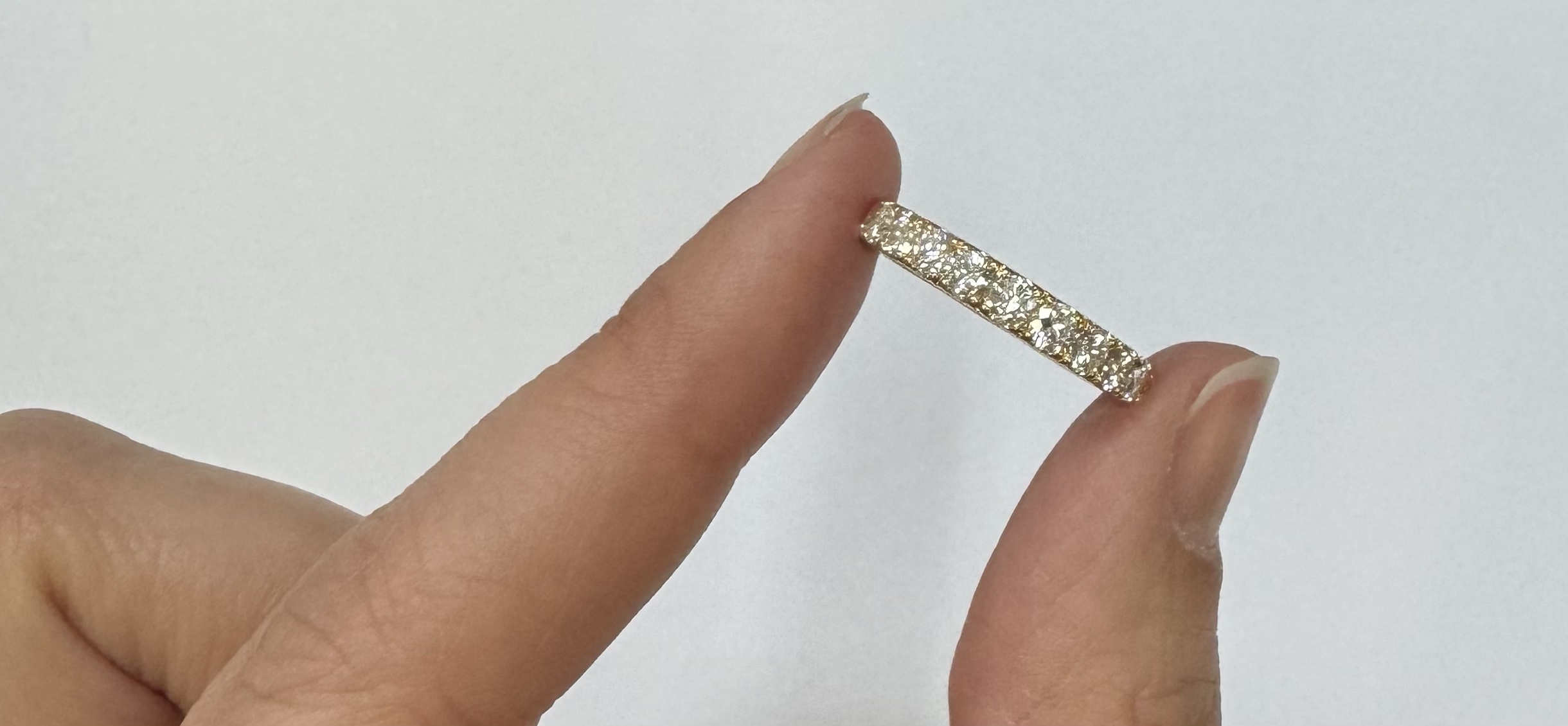 14k Yellow Gold Genuine 11 Stone Low-Profile 1.00 Cttw Round Brilliant Cut Diamond Band - Image 15