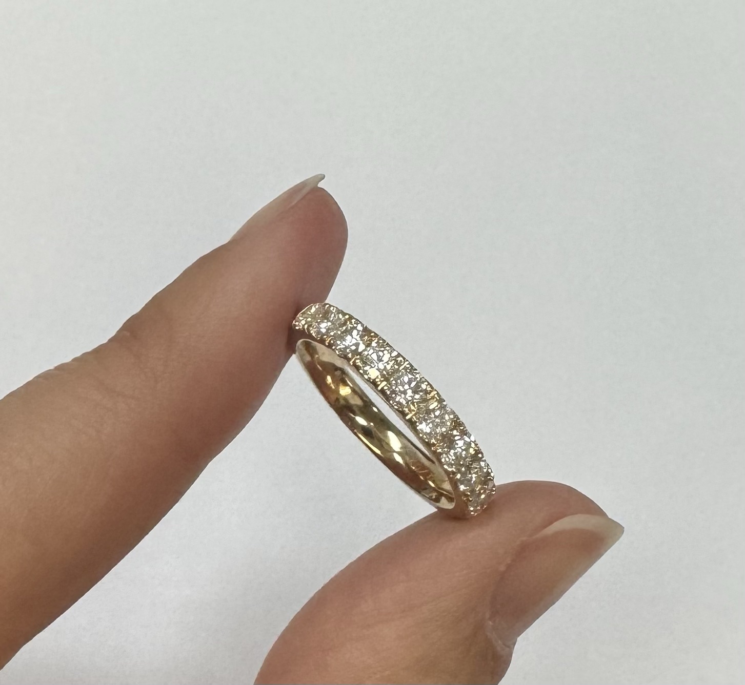 14k Yellow Gold Genuine 11 Stone Low-Profile 1.00 Cttw Round Brilliant Cut Diamond Band - Image 19