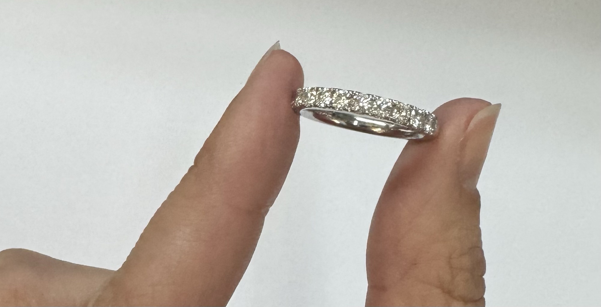 14k White Gold 11 Stone Low-Profile 1.00 Cttw Round Brilliant Cut Diamond Wedding Band - Image 41