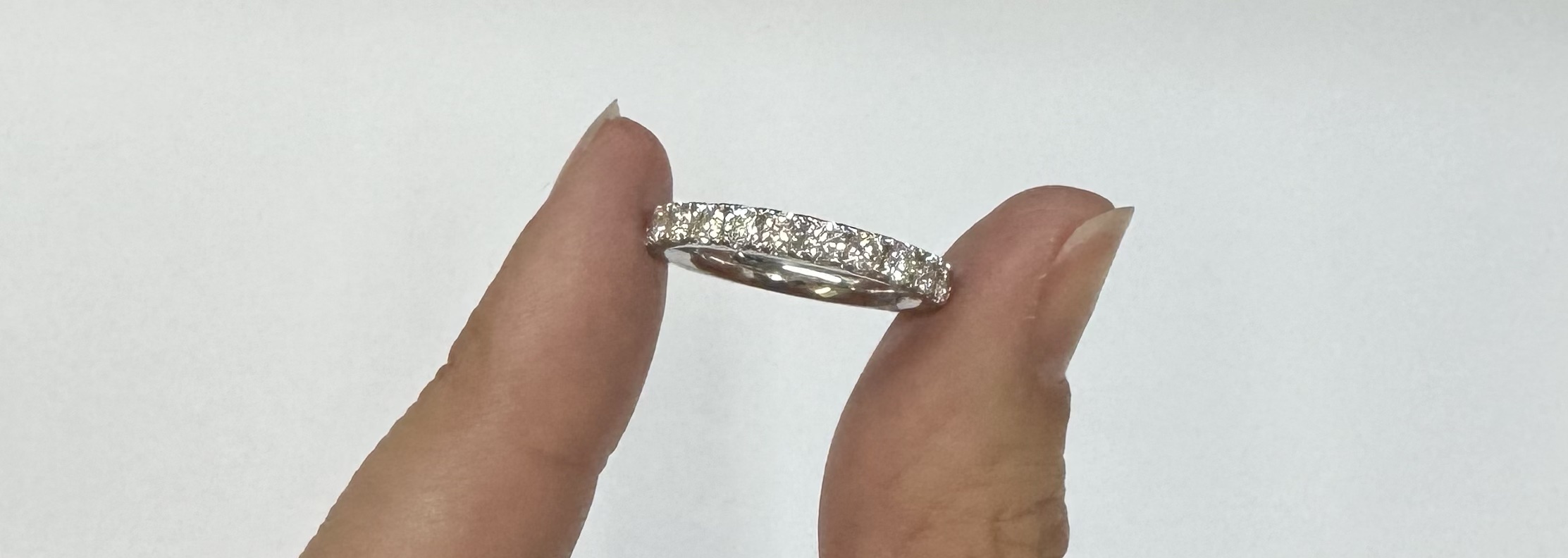 14k White Gold 11 Stone Low-Profile 1.00 Cttw Round Brilliant Cut Diamond Wedding Band - Image 22