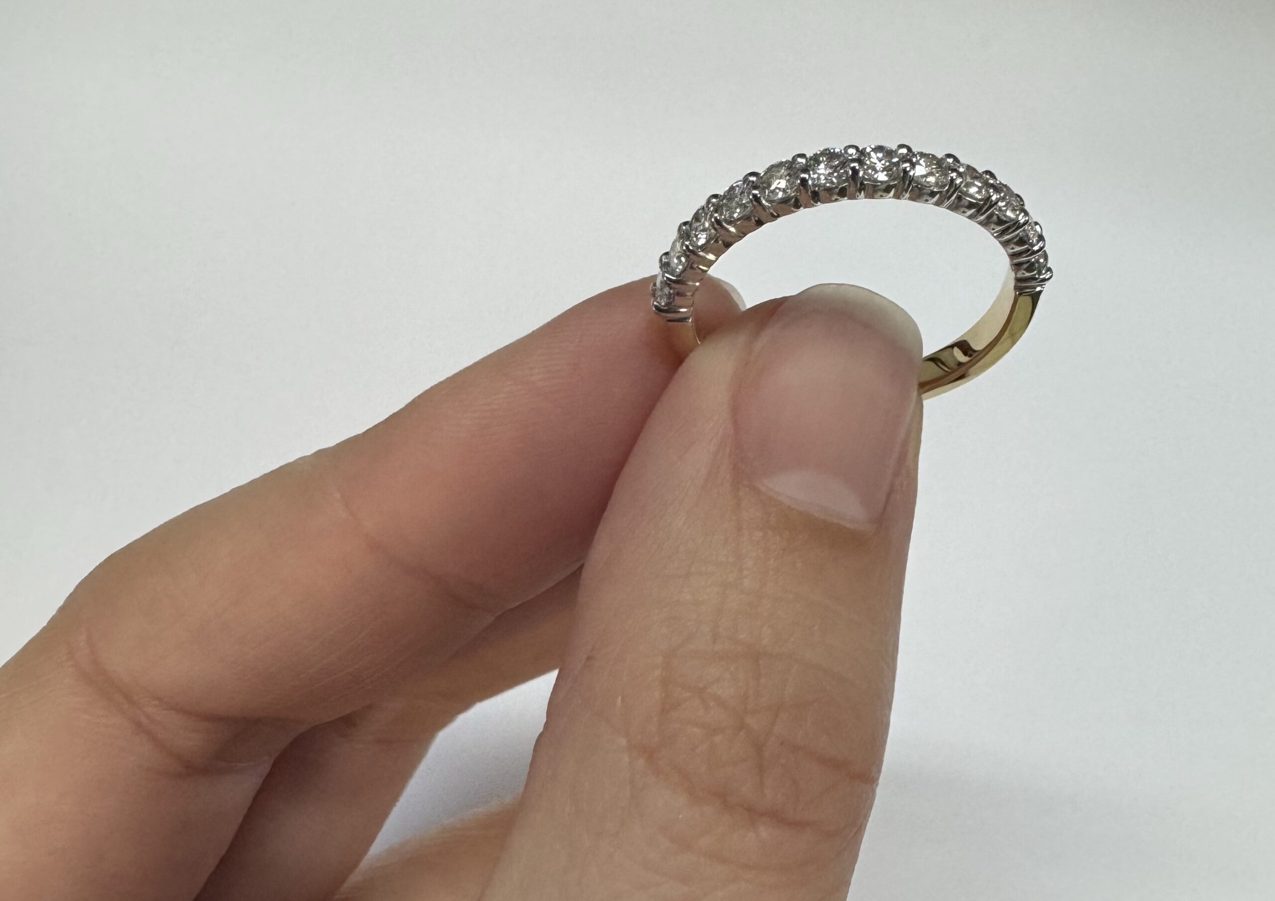 14k Yellow & White Gold 12 Stone Genuine .69 Cttw Round Brilliant Cut Diamond Shared Prong Set Wedding Band - Image 4