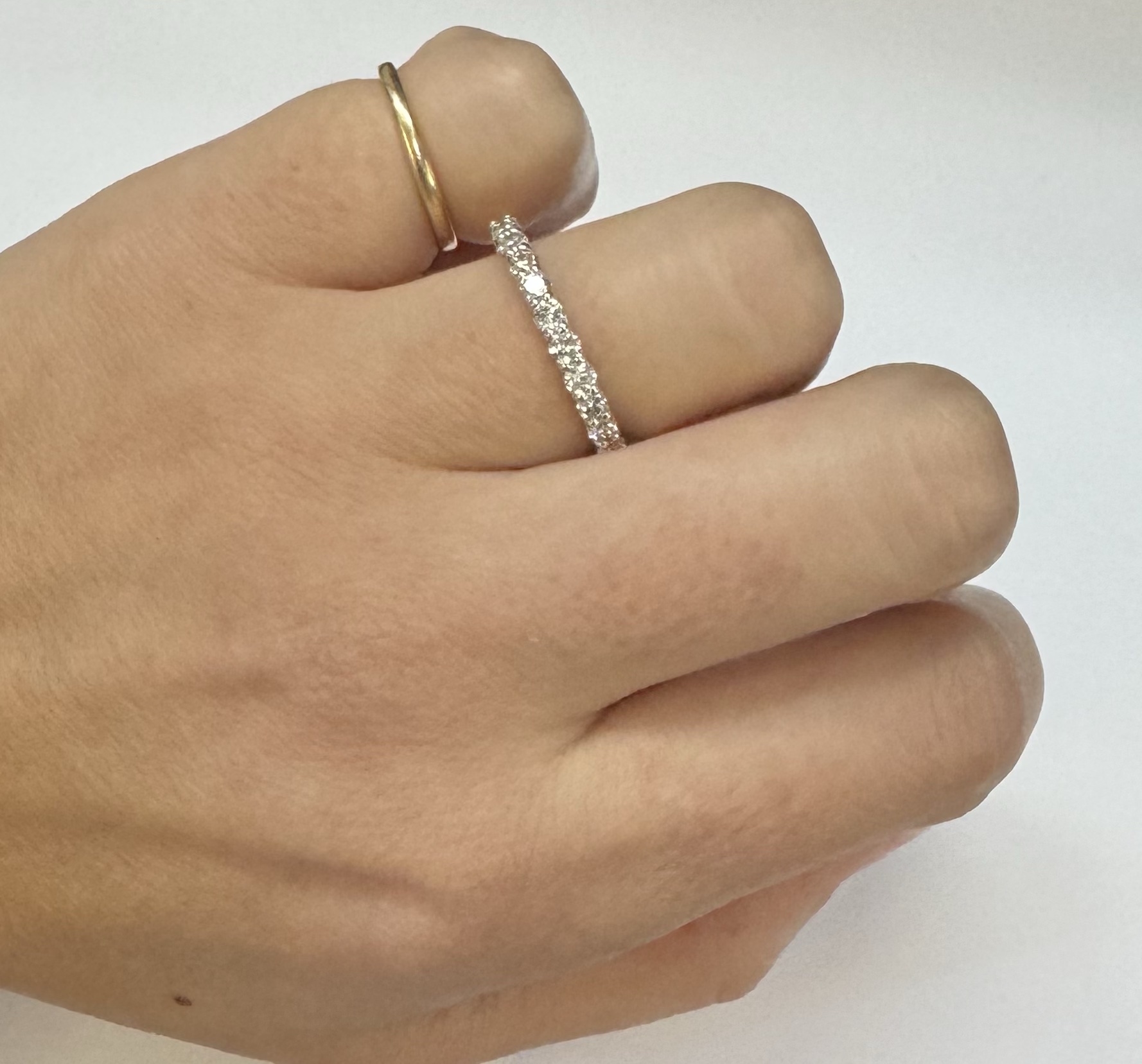 14k Yellow & White Gold 12 Stone Genuine .69 Cttw Round Brilliant Cut Diamond Shared Prong Set Wedding Band - Image 22