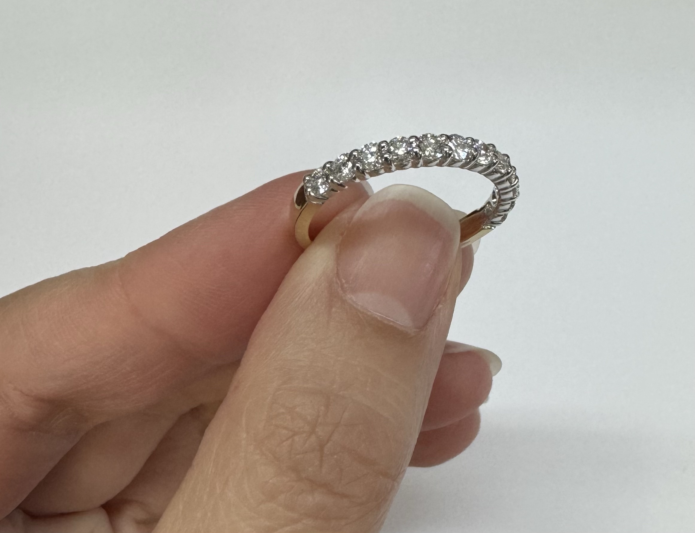 14k Yellow & White Gold 12 Stone Genuine .69 Cttw Round Brilliant Cut Diamond Shared Prong Set Wedding Band - Image 39