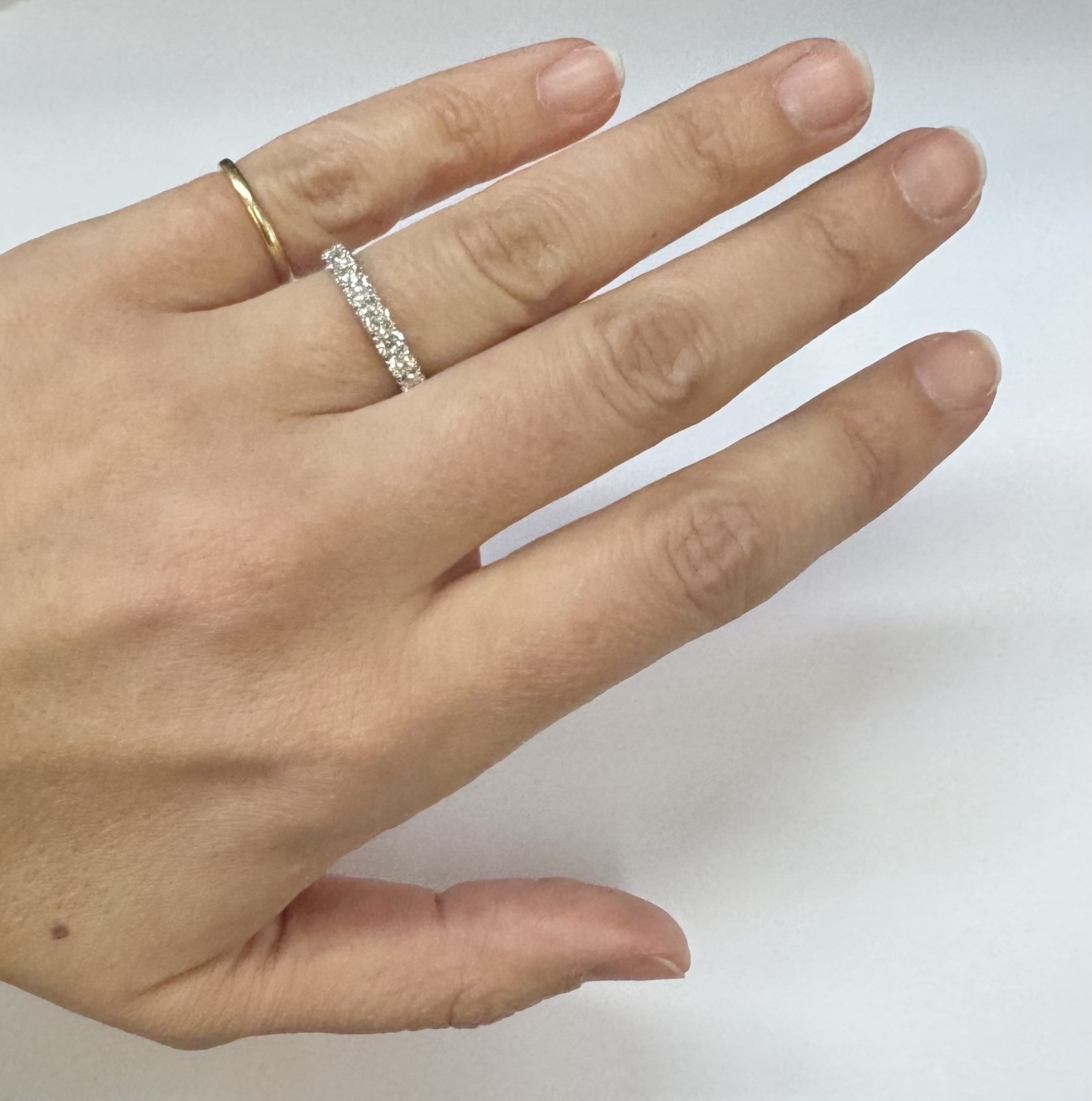 Platinum Genuine .96 Cttw Round Brilliant Cut Diamond Band - Image 23