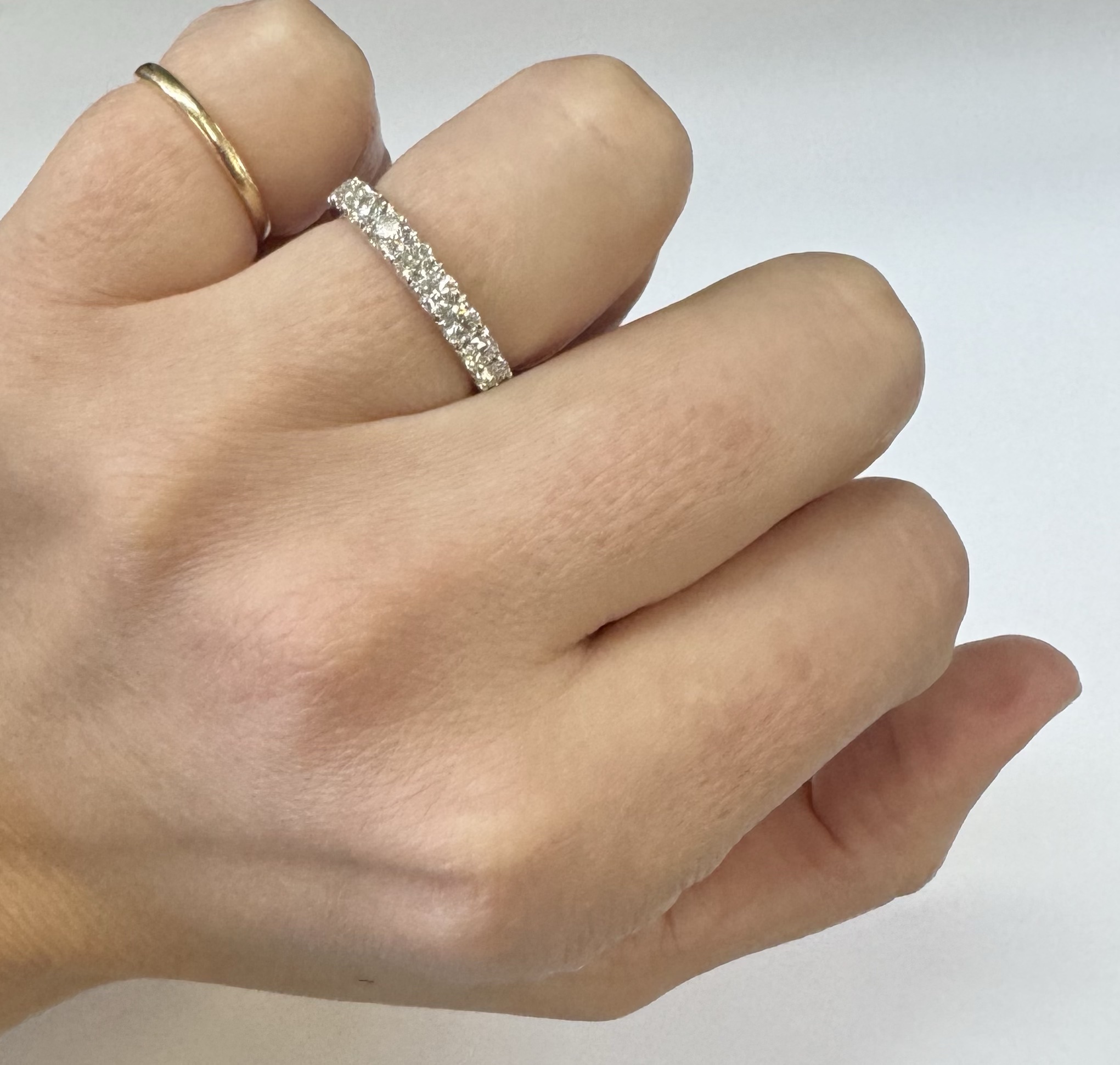 Platinum Genuine .96 Cttw Round Brilliant Cut Diamond Band - Image 24