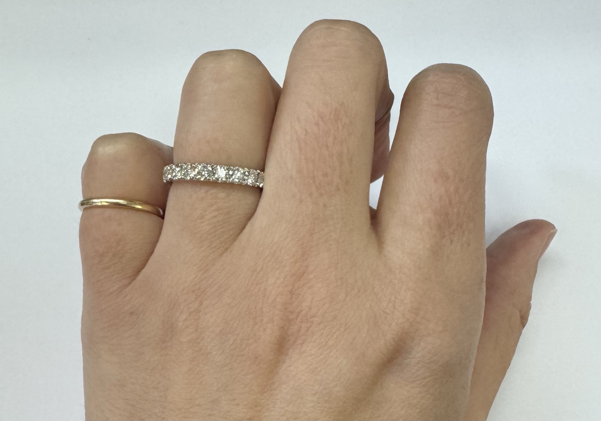 Platinum Genuine .96 Cttw Round Brilliant Cut Diamond Band - Image 27