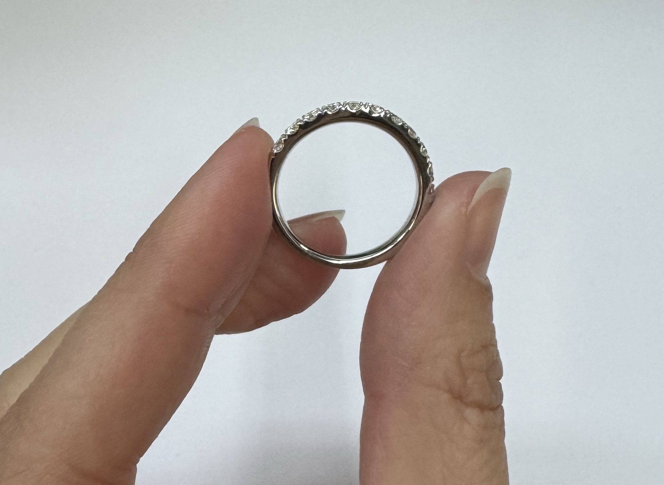 14k White Gold 11 Stone Genuine 3/4 Cttw Round Brilliant Cut Diamond Low-Profile Band - Image 7