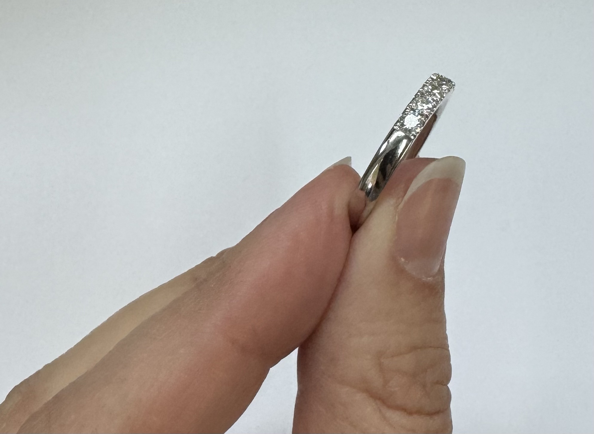 14k White Gold 11 Stone Genuine 3/4 Cttw Round Brilliant Cut Diamond Low-Profile Band - Image 2