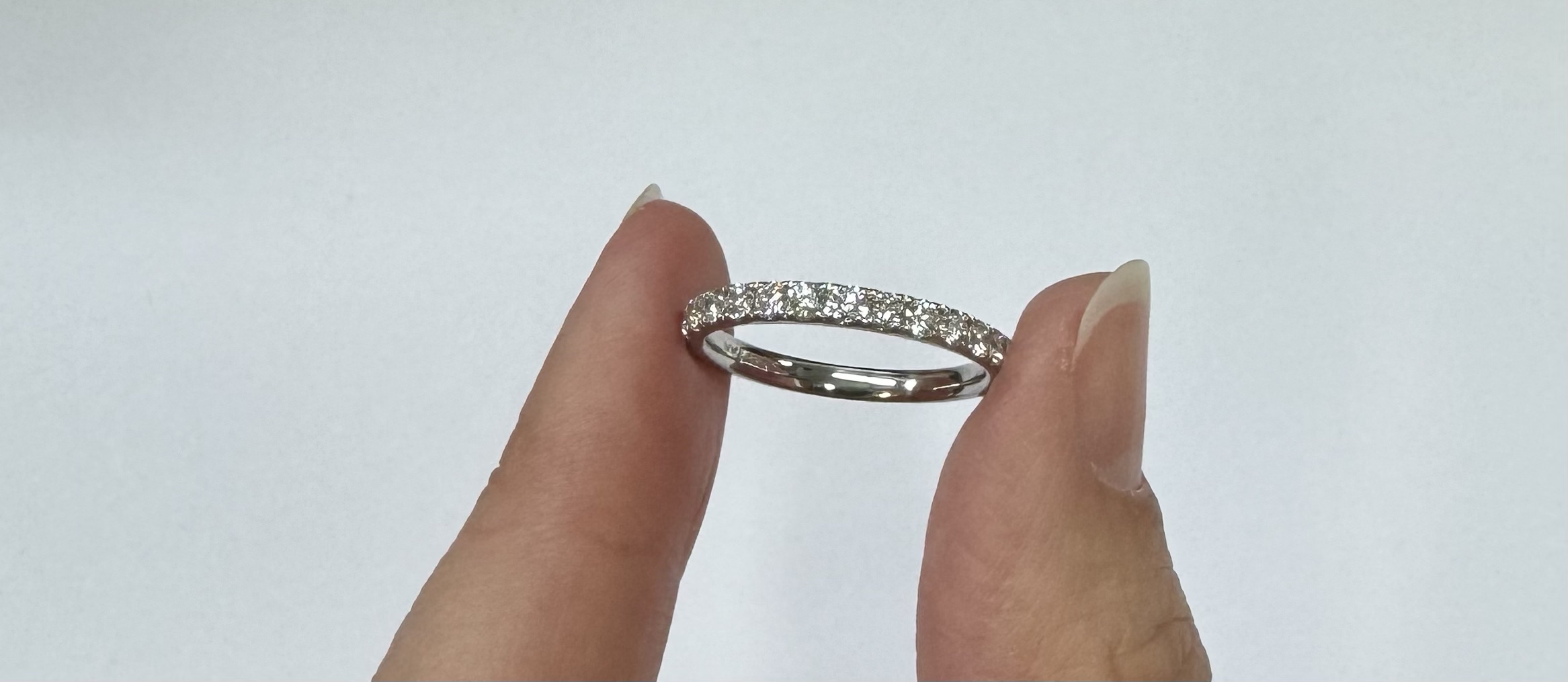 Platinum 13 Stone 1/2 Cttw Round Brilliant Cut Diamond Shared Prong Band - Image 10