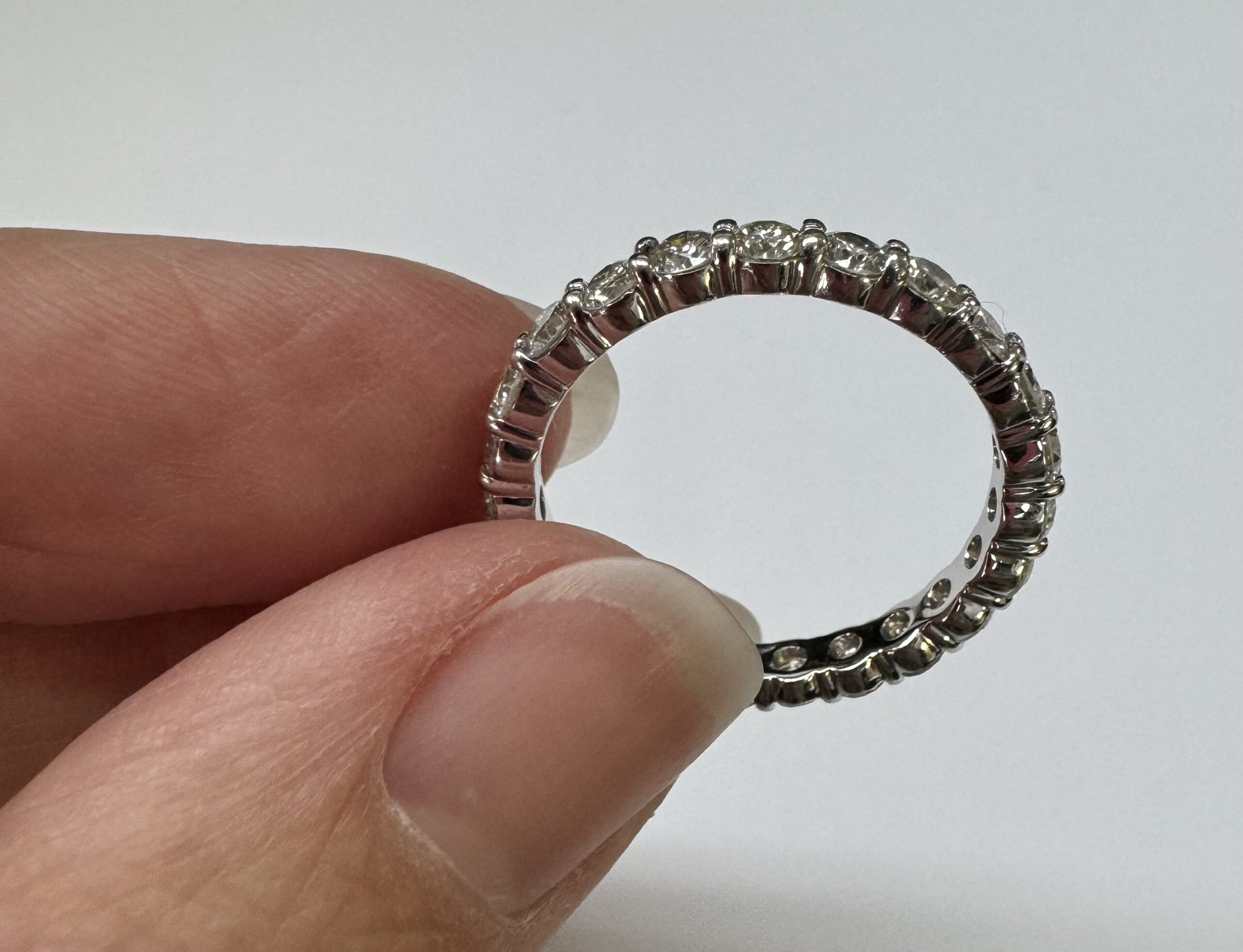 14k White Gold 23 Stone Genuine Natural 1.56 Cttw Round Brilliant Cut Diamond Eternity Band - Image 7