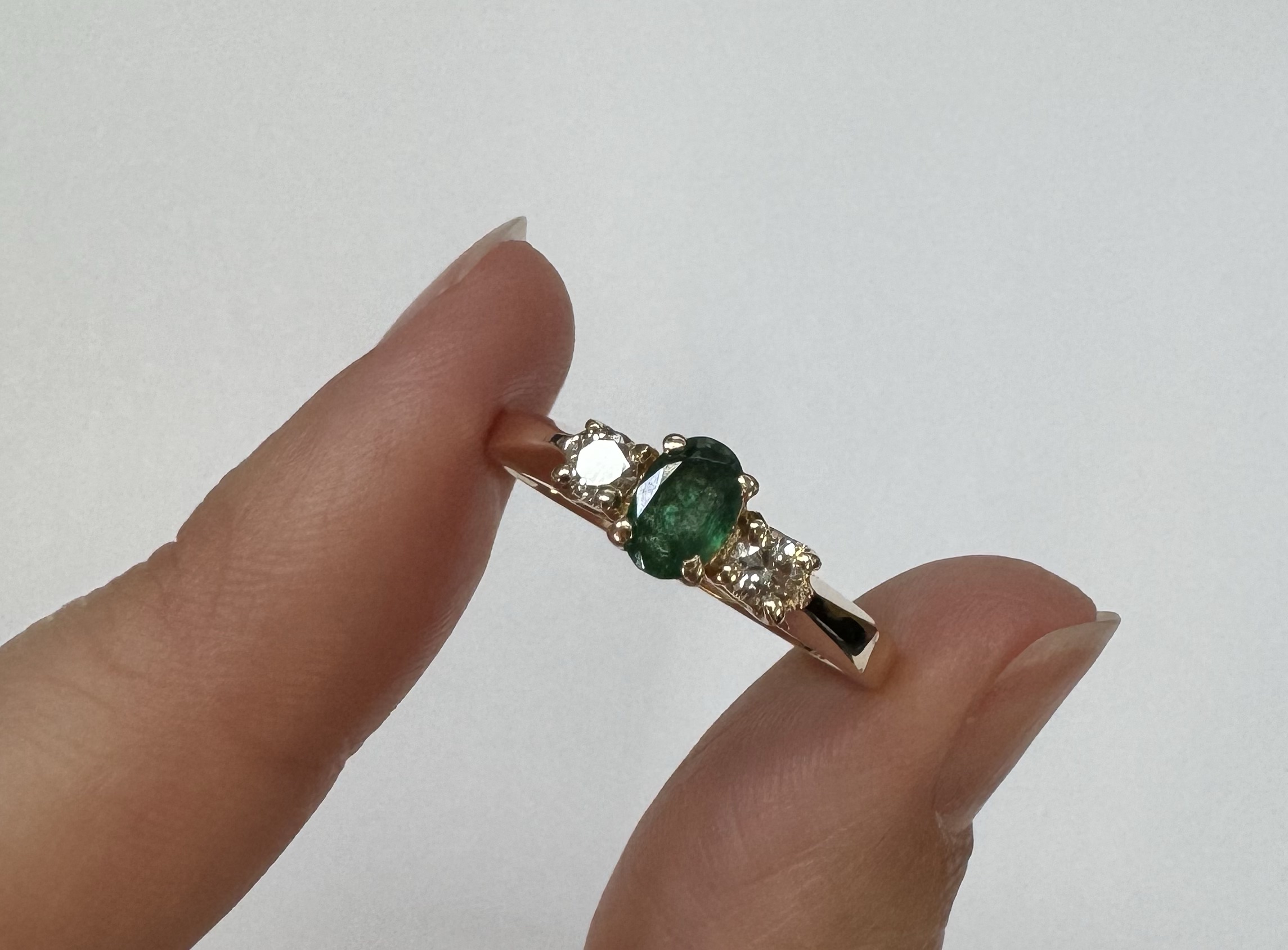 14k Yellow Gold 6 X 4 MM Emerald & Diamond Ring - Image 3