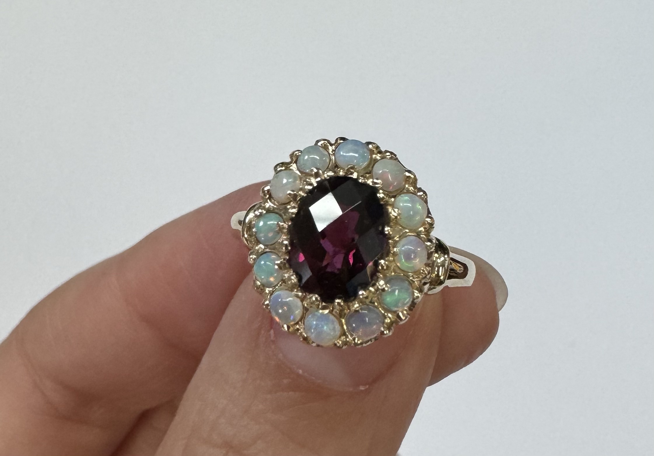 Antique 14k Yellow Gold Genuine Garnet & Diamond Cluster Ring - Image 3