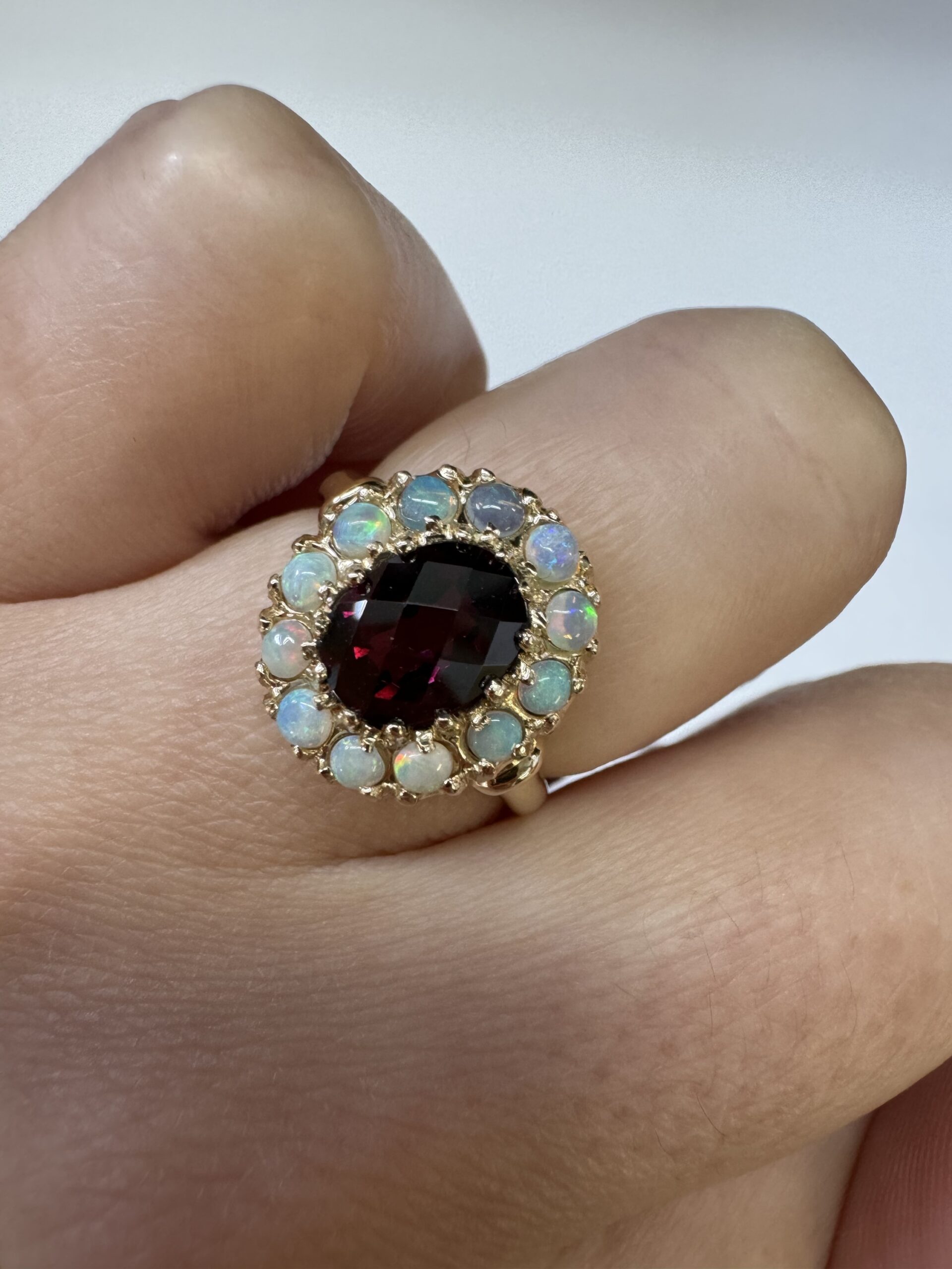 Antique 14k Yellow Gold Genuine Garnet & Diamond Cluster Ring - Image 9