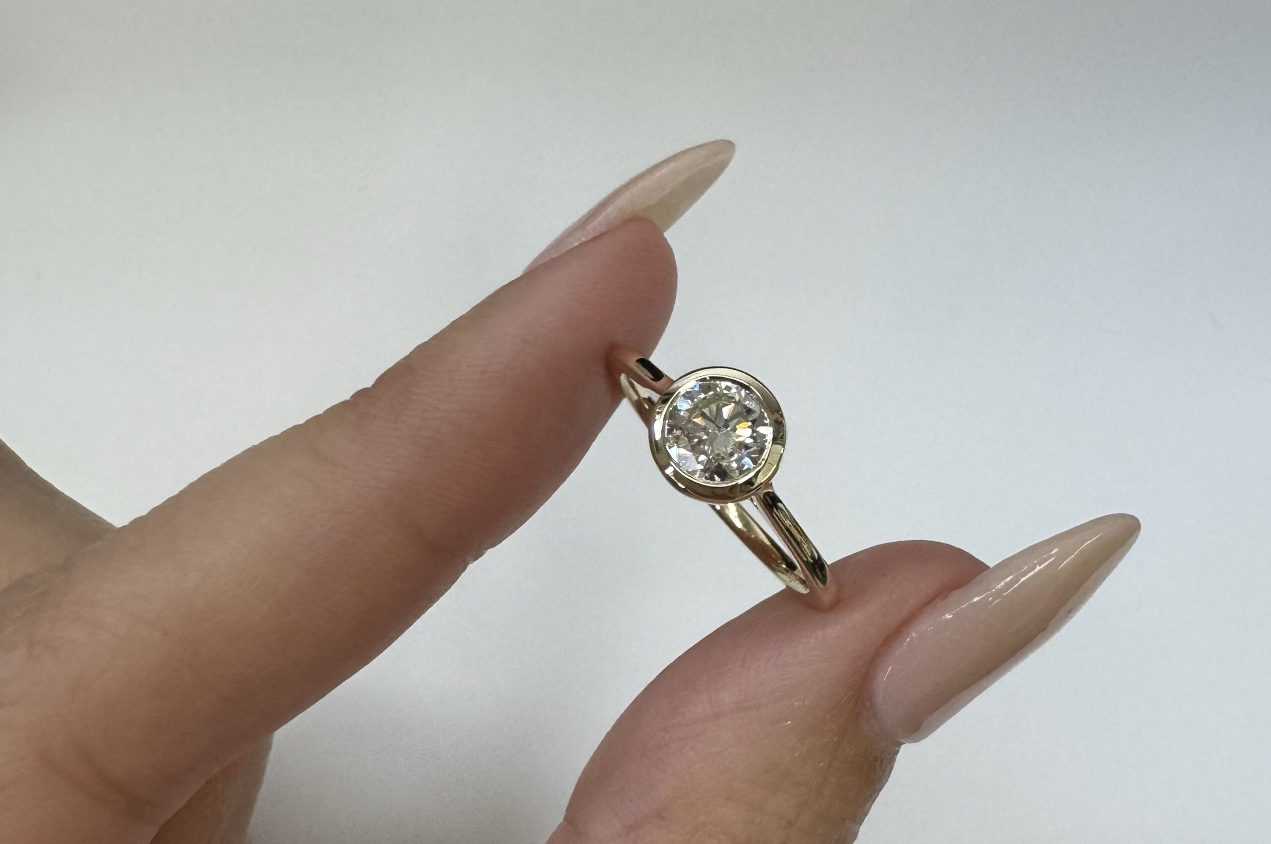 14k Yellow Gold Genuine Lab Grown .77 Cttw Round Brilliant Cut Diamond Bezel Ring