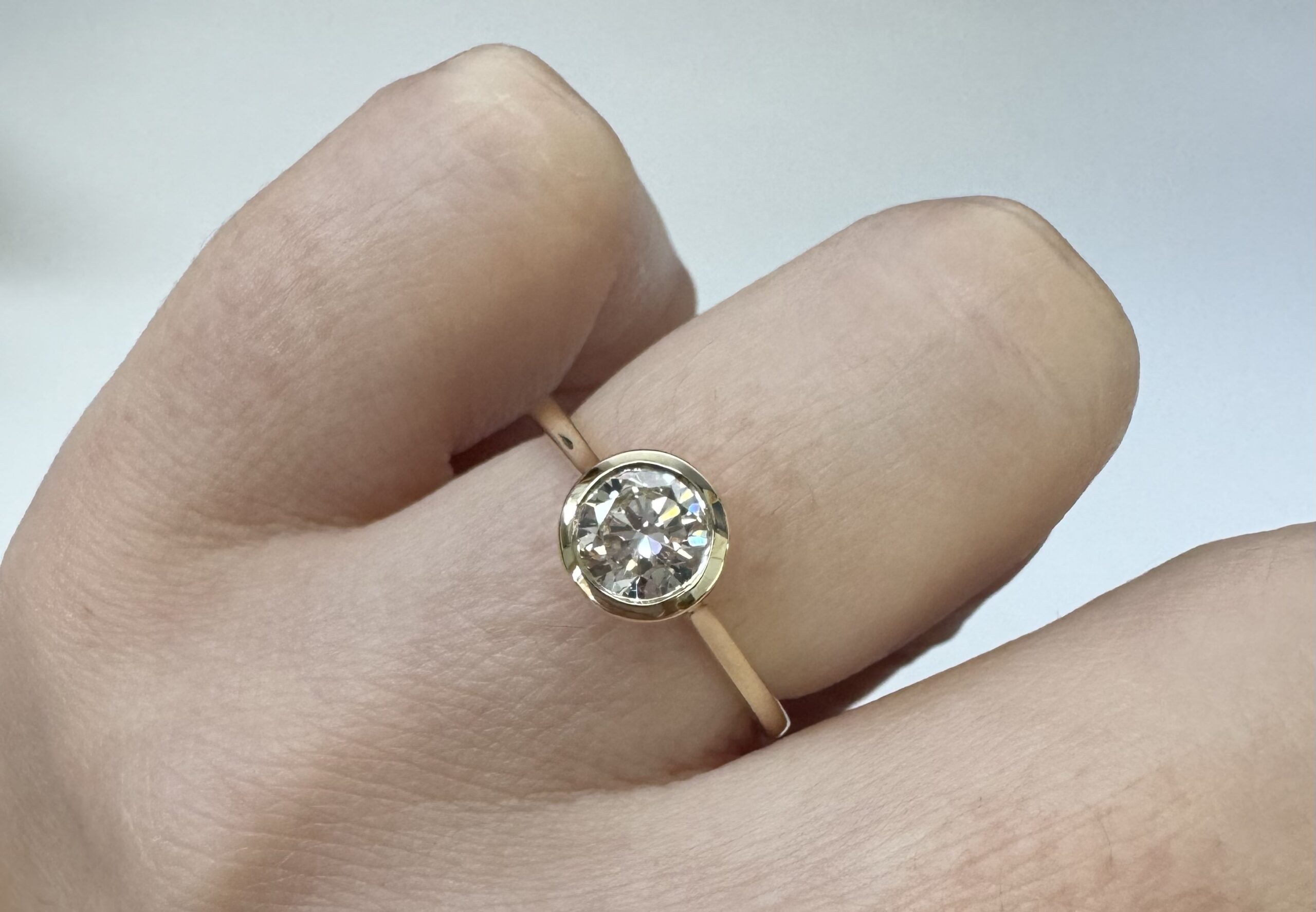 14k Yellow Gold Genuine Lab Grown .77 Cttw Round Brilliant Cut Diamond Bezel Ring - Image 15