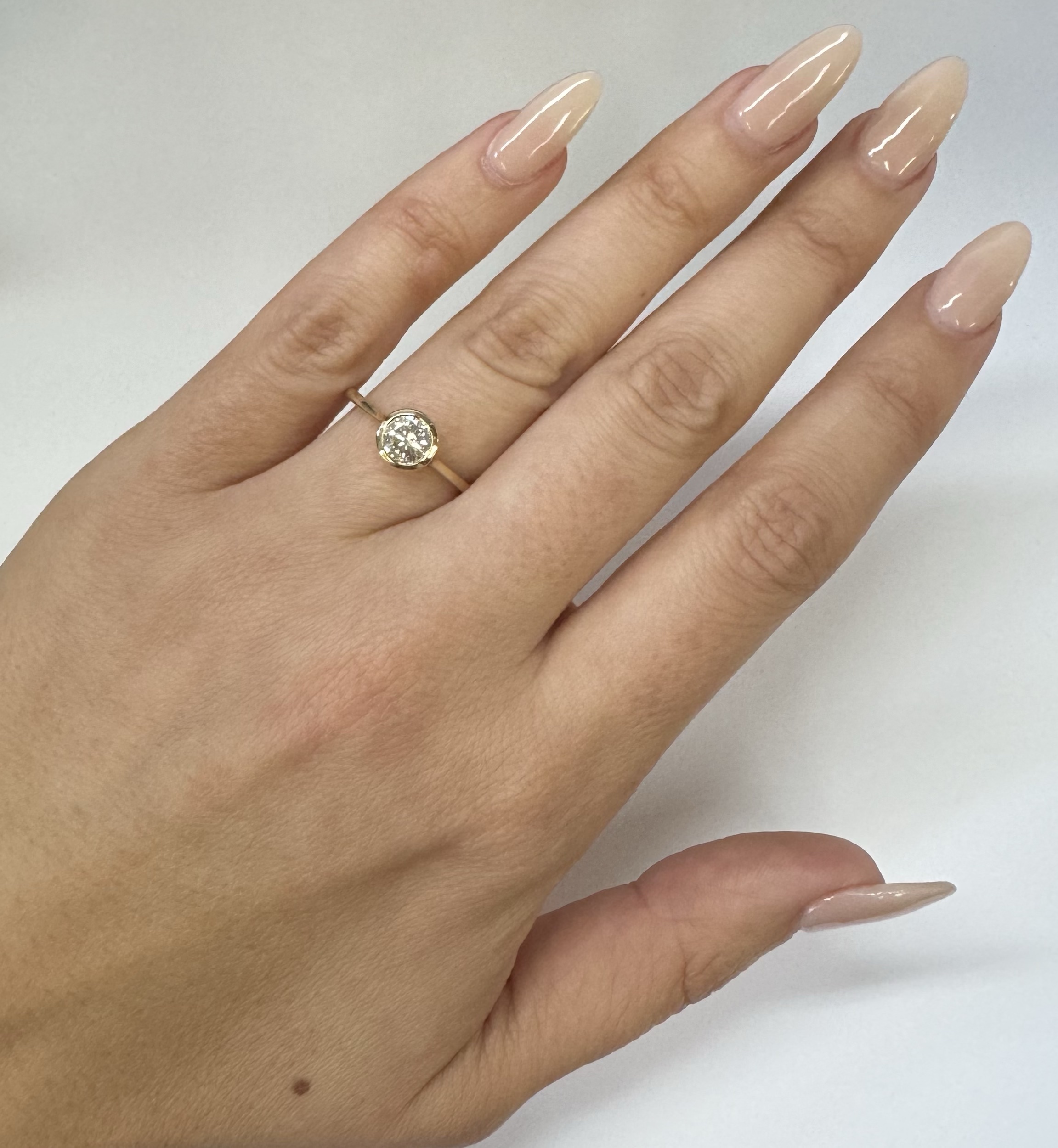 14k Yellow Gold Genuine Lab Grown .77 Cttw Round Brilliant Cut Diamond Bezel Ring - Image 21