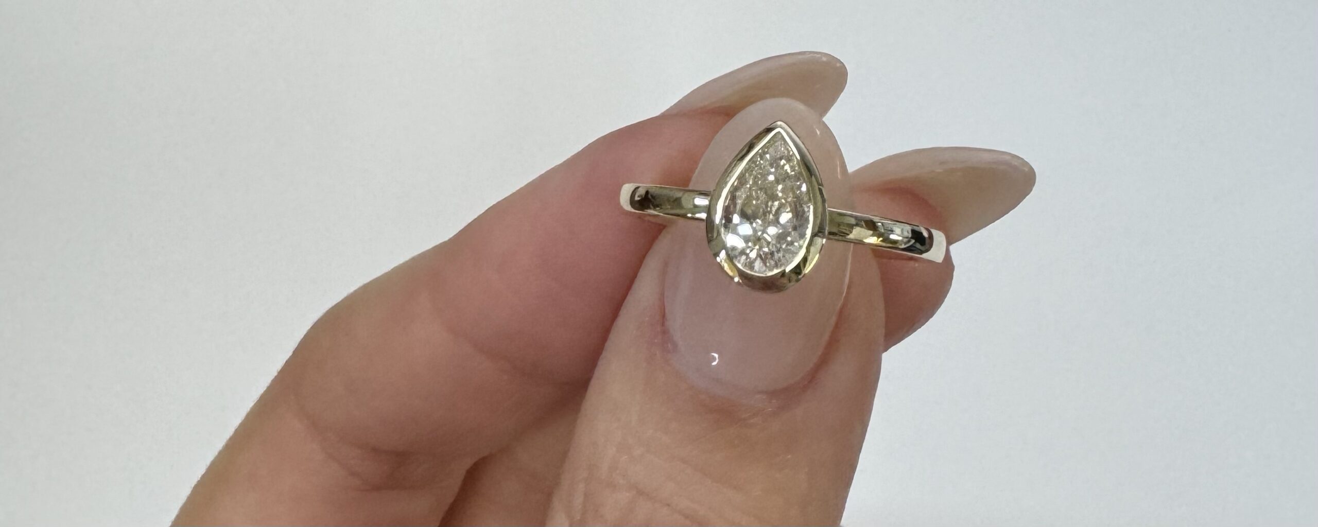 14k Yellow Gold Genuine Lab Grown .73 Cttw Pear Shaped Diamond Bezel Ring - Image 14