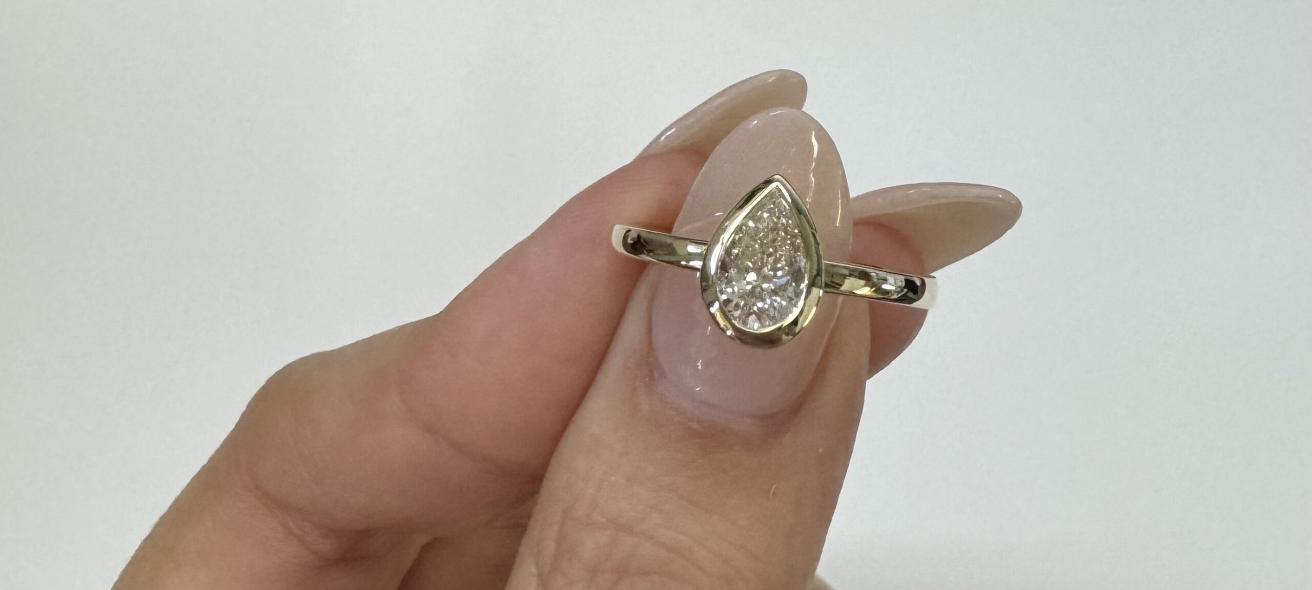 14k Yellow Gold Genuine Lab Grown .73 Cttw Pear Shaped Diamond Bezel Ring - Image 16