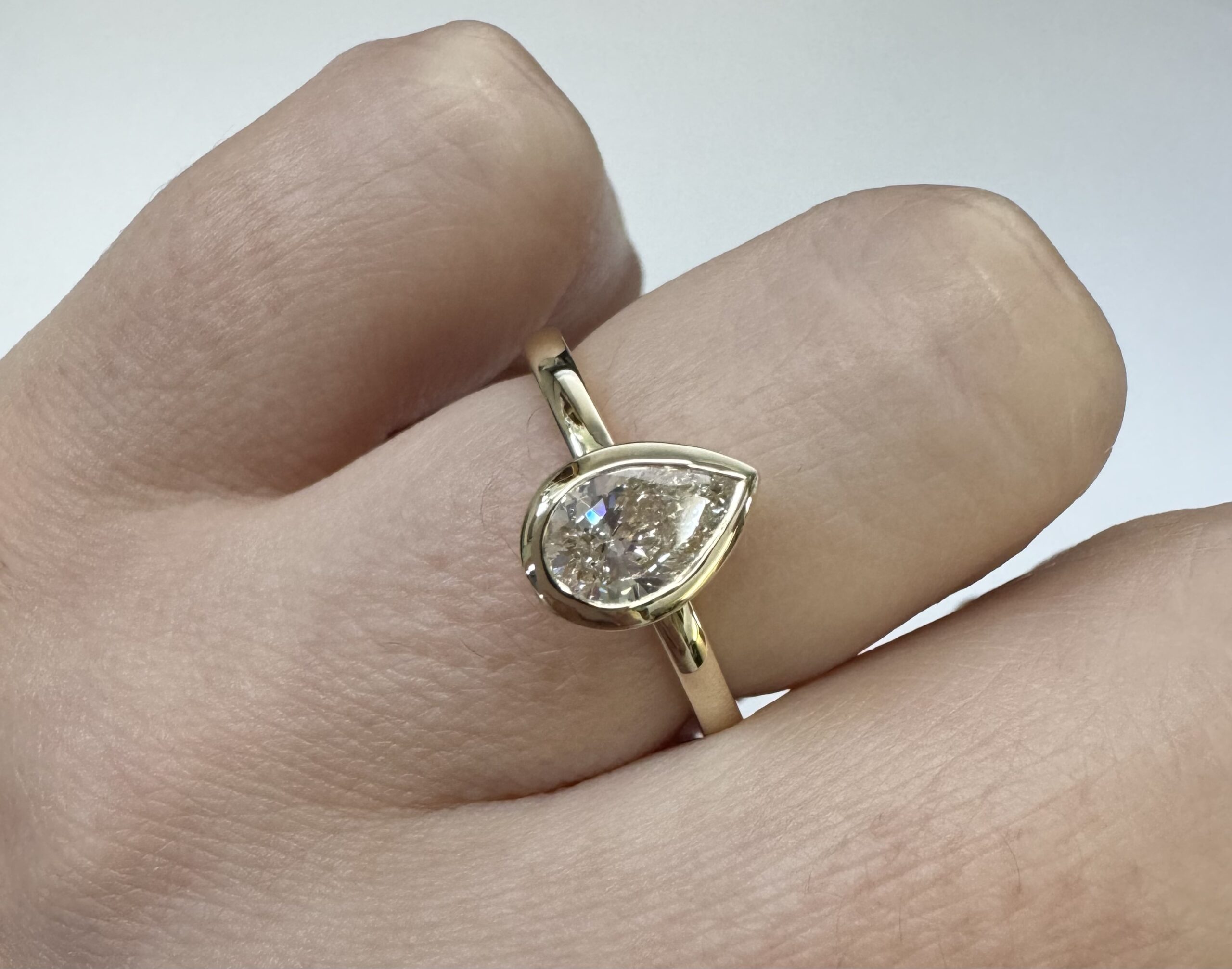 14k Yellow Gold Genuine Lab Grown .73 Cttw Pear Shaped Diamond Bezel Ring - Image 20