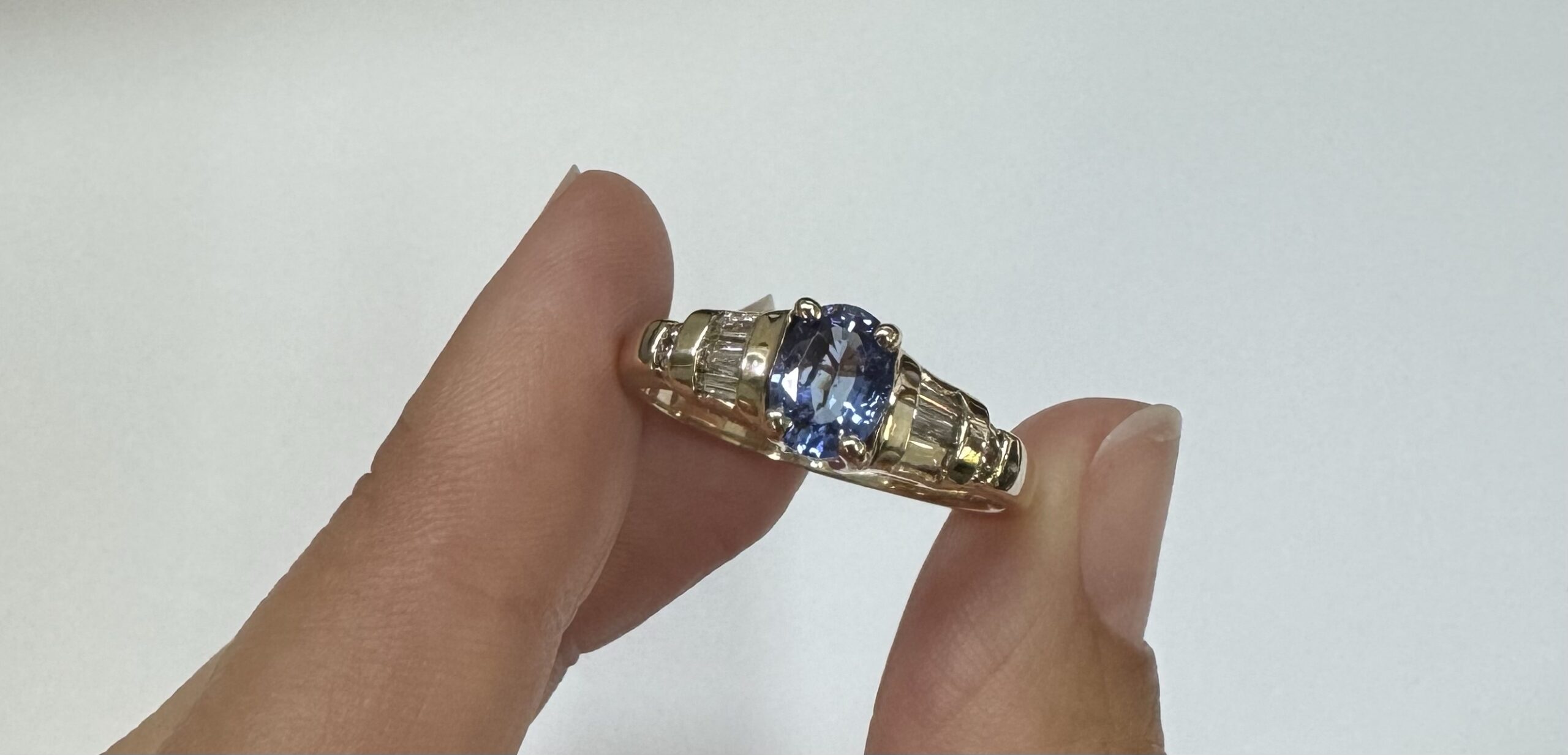 14k Yellow Gold 3/4 Ct Tanzanite & .45 Cttw Genuine Diamond Ring - Image 2
