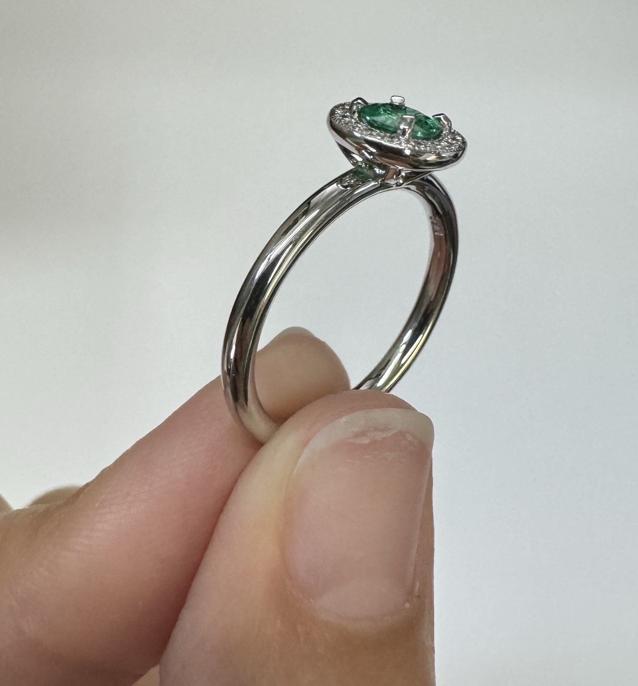 14k White Gold Genuine .55 Cttw Emerald & Diamond Halo Ring - Image 37