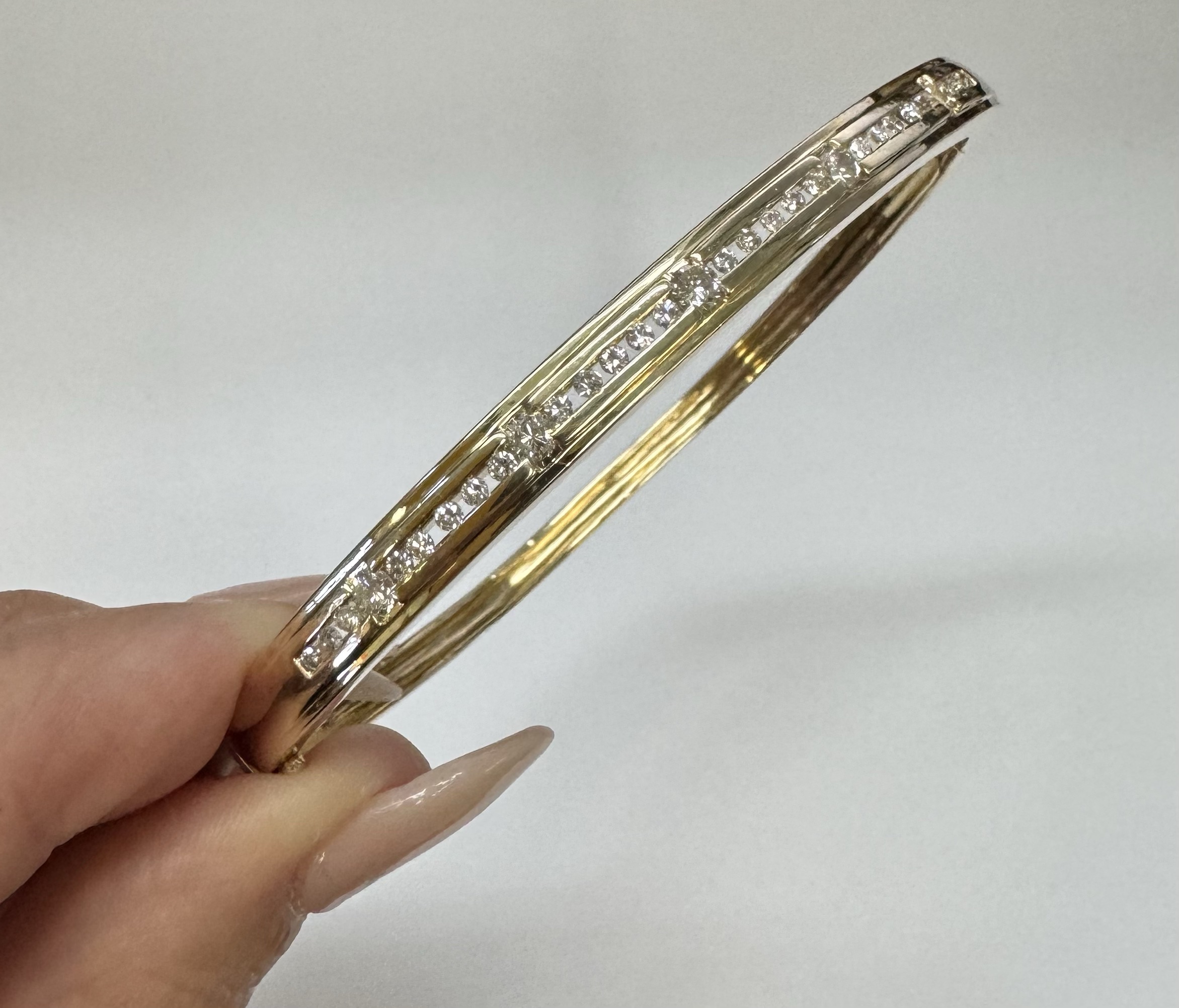 14k Yellow Gold Channel Set 1 Cttw Round Brilliant Cut Diamond Bangle Bracelet - Image 9