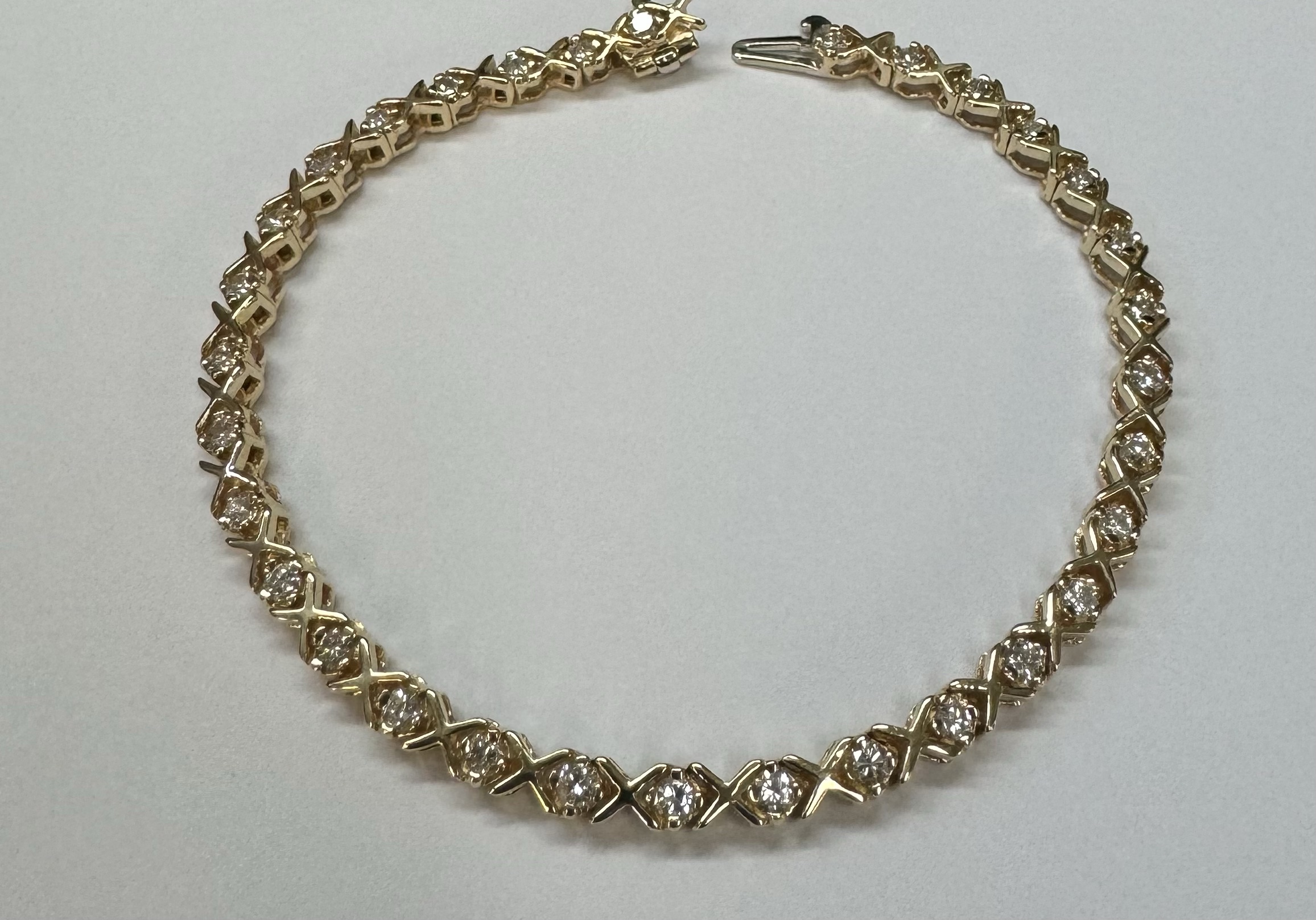 14k Yellow Gold Genuine 2.00 Cttw Round Brilliant Cut Diamond “X” Link Bracelet - Image 5