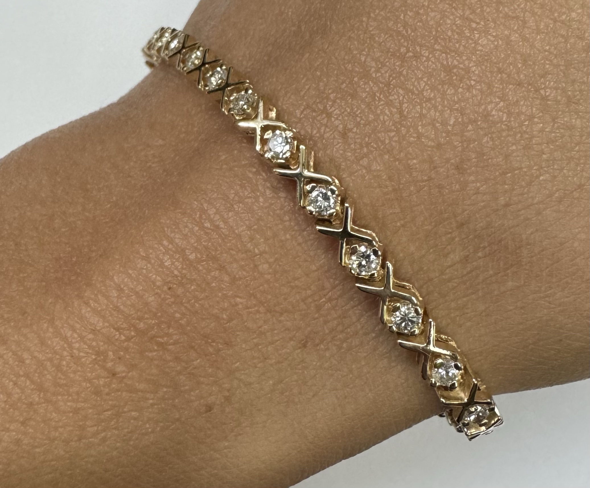 14k Yellow Gold Genuine 2.00 Cttw Round Brilliant Cut Diamond “X” Link Bracelet - Image 27