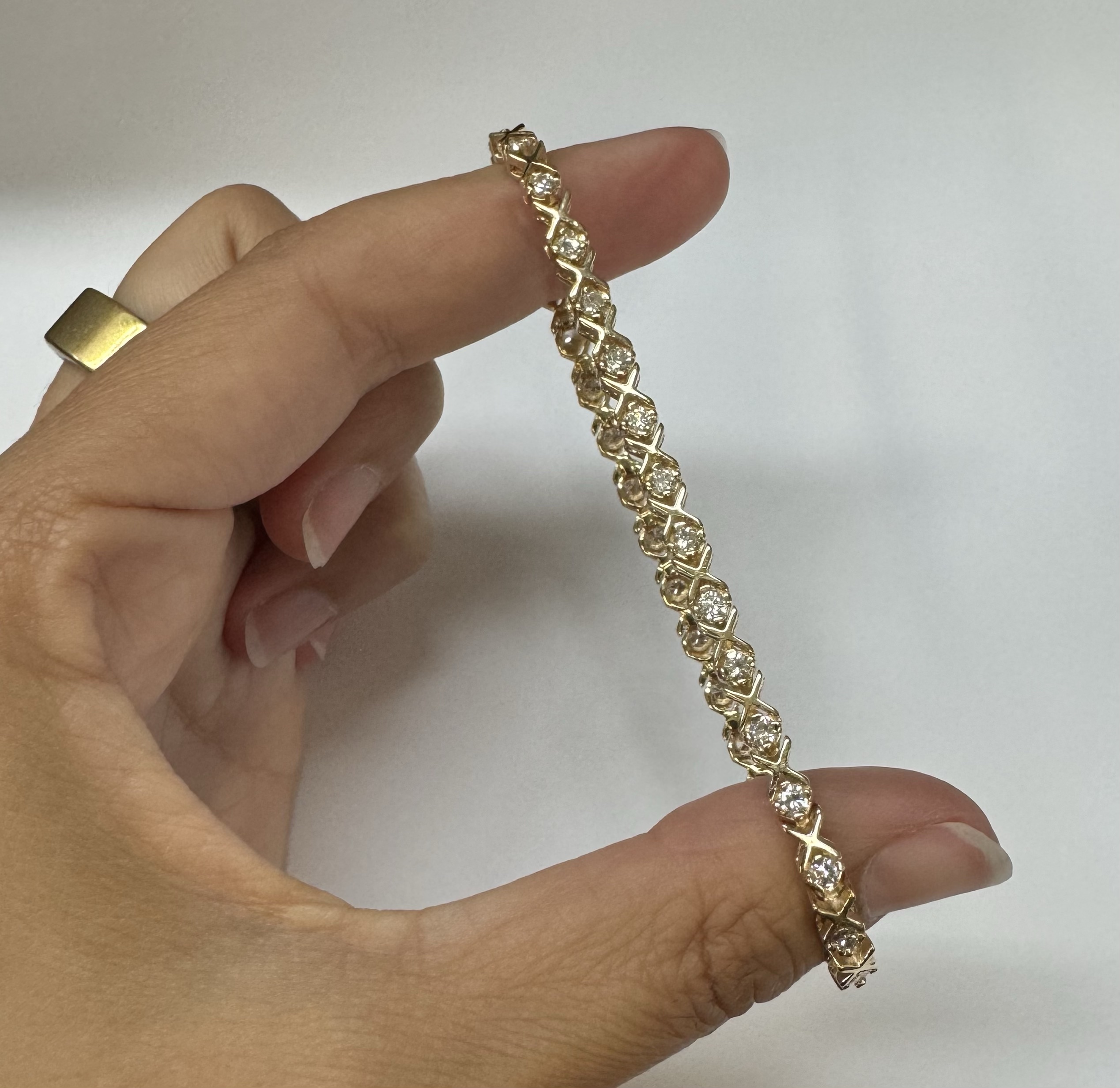 14k Yellow Gold Genuine 2.00 Cttw Round Brilliant Cut Diamond “X” Link Bracelet - Image 31