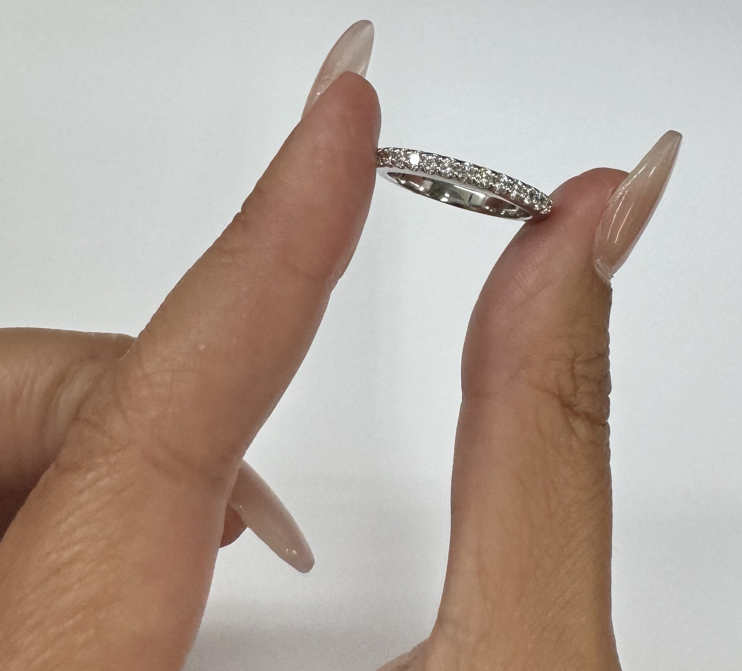 14k White Gold 13 Stone Genuine .34 Cttw Round Brilliant Cut Diamond Shared Prong Band - Image 15