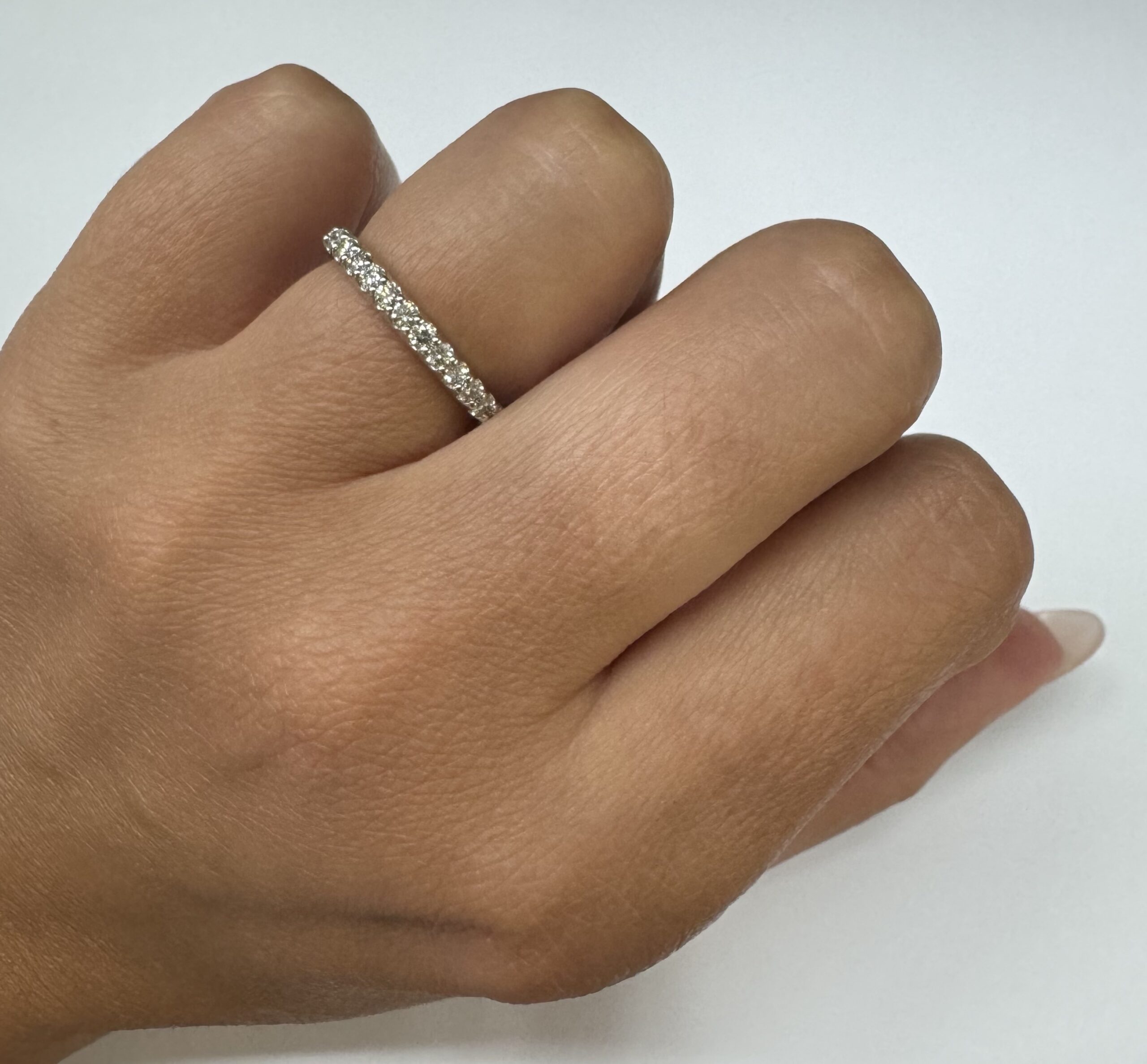 14k White Gold 13 Stone Genuine .34 Cttw Round Brilliant Cut Diamond Shared Prong Band - Image 18