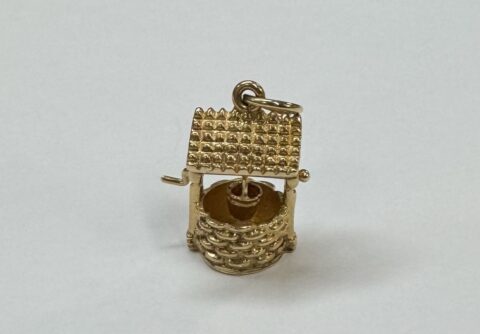 14k Yellow Gold Wishing Well Charm