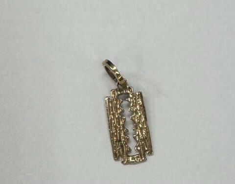 Vintage 10k Yellow Gold Razor Blade Charm