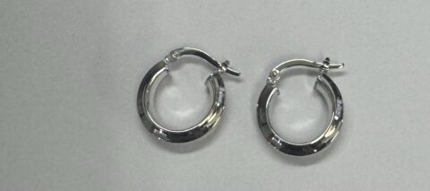 18k White Gold Chunky Hoop Earrings With Detail