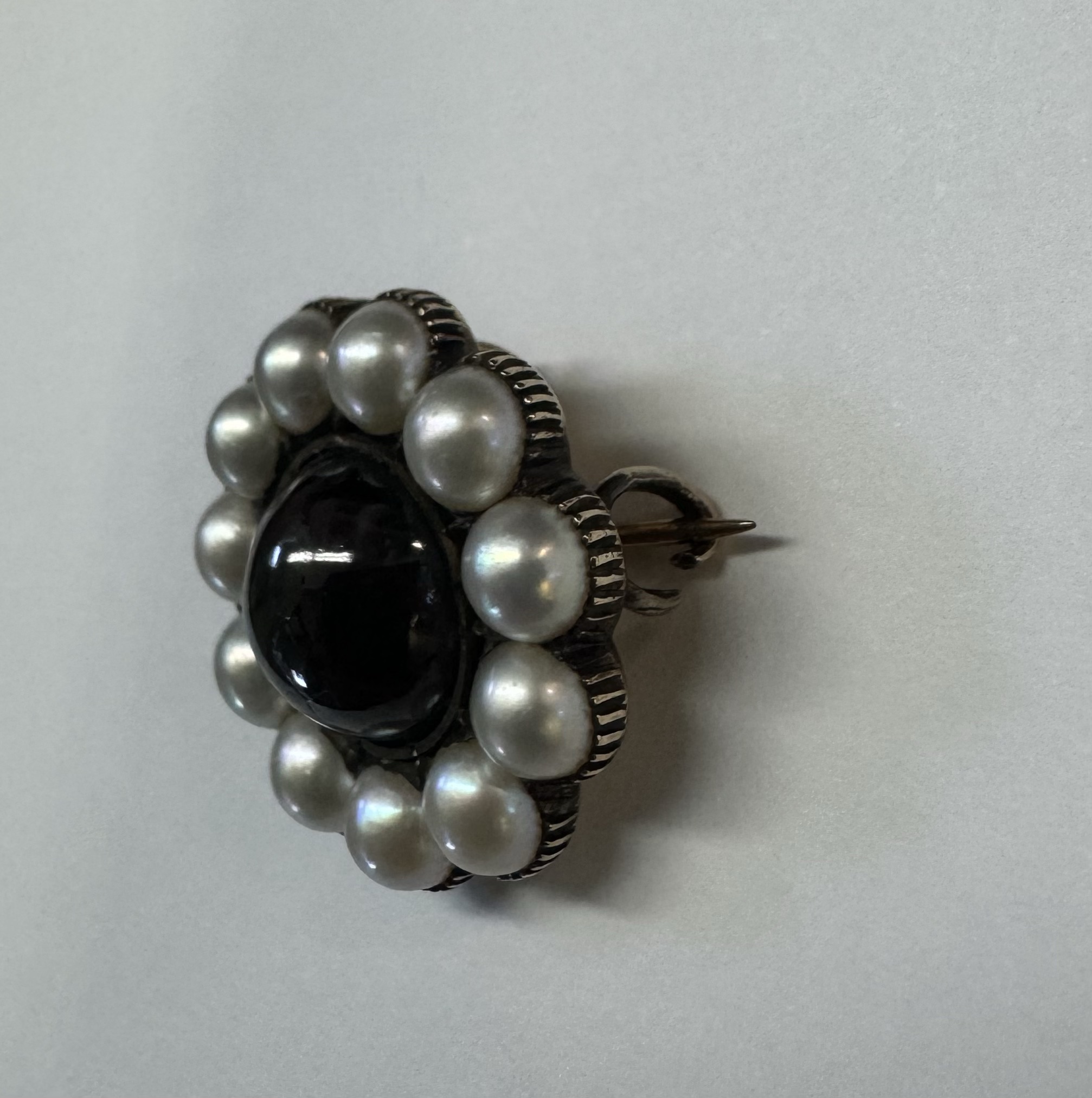 Antique Over 170 Year Old 14k Yellow Gold Genuine Garnet & Pearl Memorial Brooch With Pendant Loop - Image 4