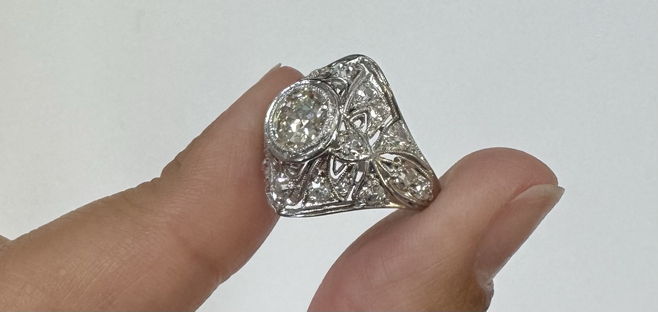 Antique Platinum .82 Carat Old European Cut Diamond Filigree Ring - Image 16