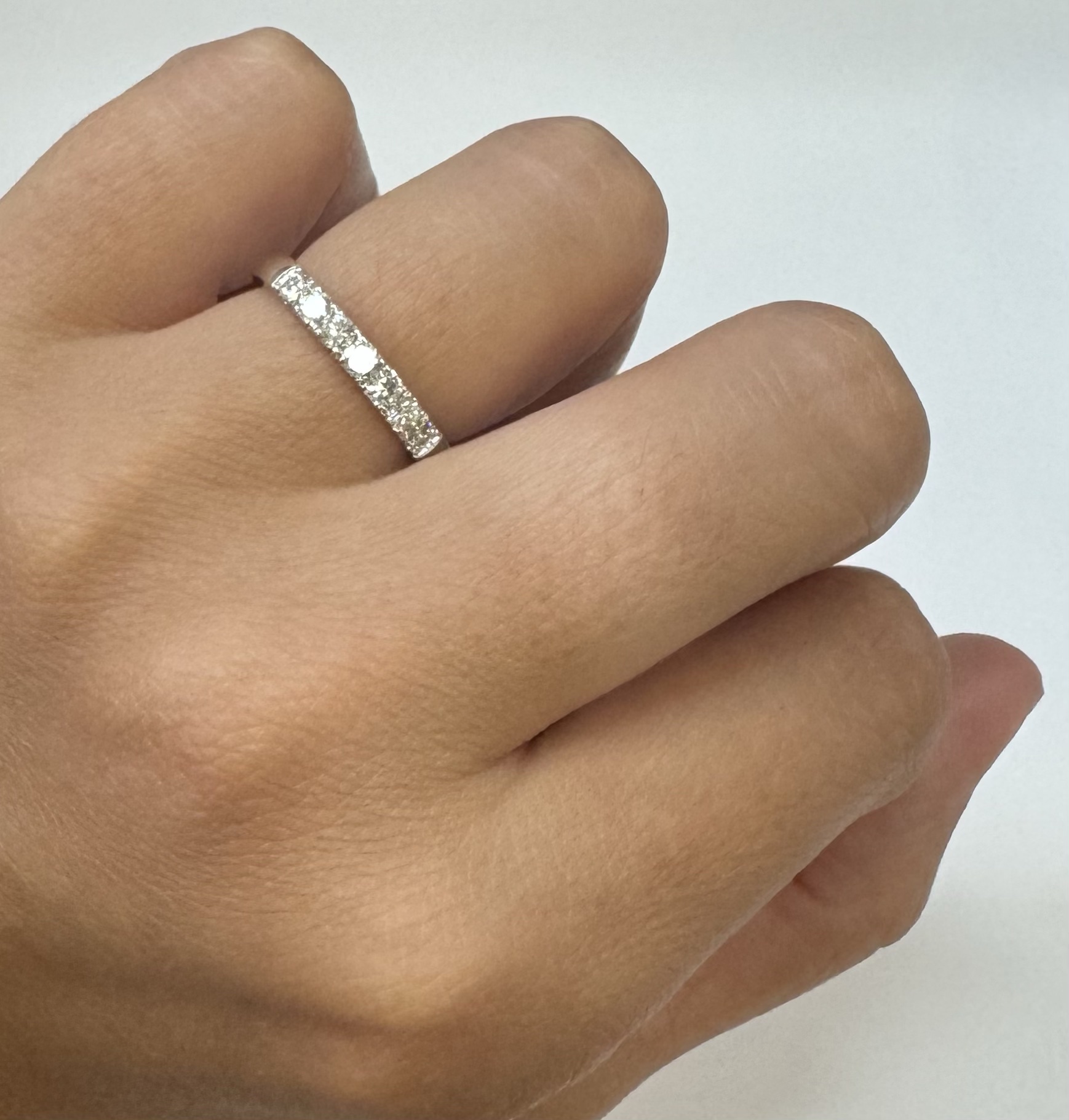 14k White Gold 7 Stone Genuine .42 Cttw Round Brilliant Cut Diamond Low-Profile Band - Image 13