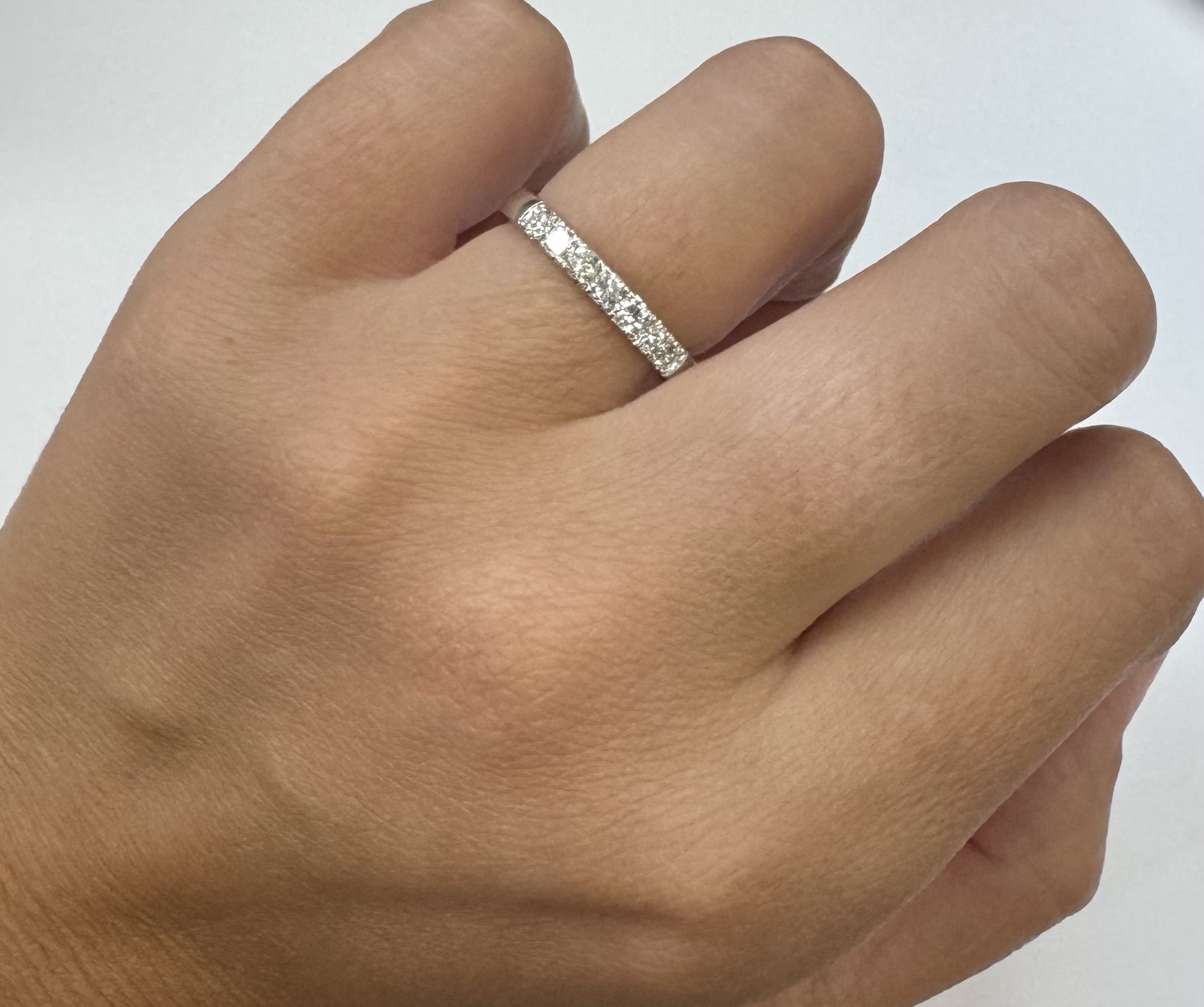 14k White Gold 7 Stone Genuine .42 Cttw Round Brilliant Cut Diamond Low-Profile Band - Image 14