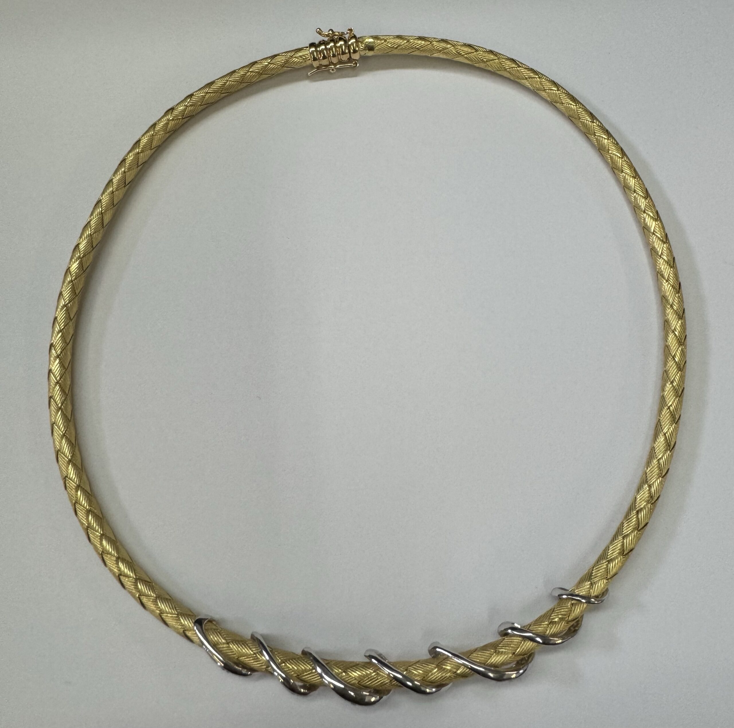 18k Yellow Gold 17" 4.8 MM Collar Necklace With 3/4 Cttw of Genuine Diamond Accents - Image 9