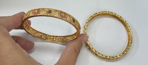 Set of Two 22K Yellow Gold Filigree Bangle Bracelets
