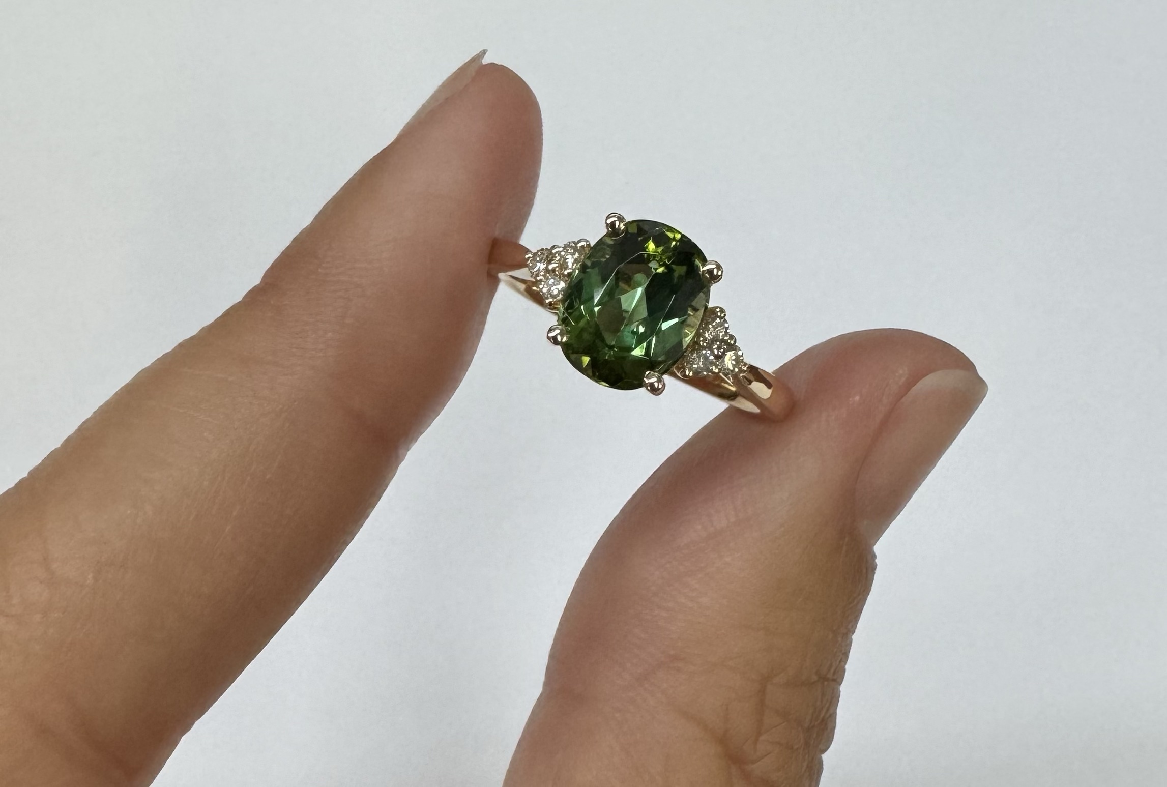 14k Yellow Gold Genuine Green Tourmaline & Diamond Ring - Image 5
