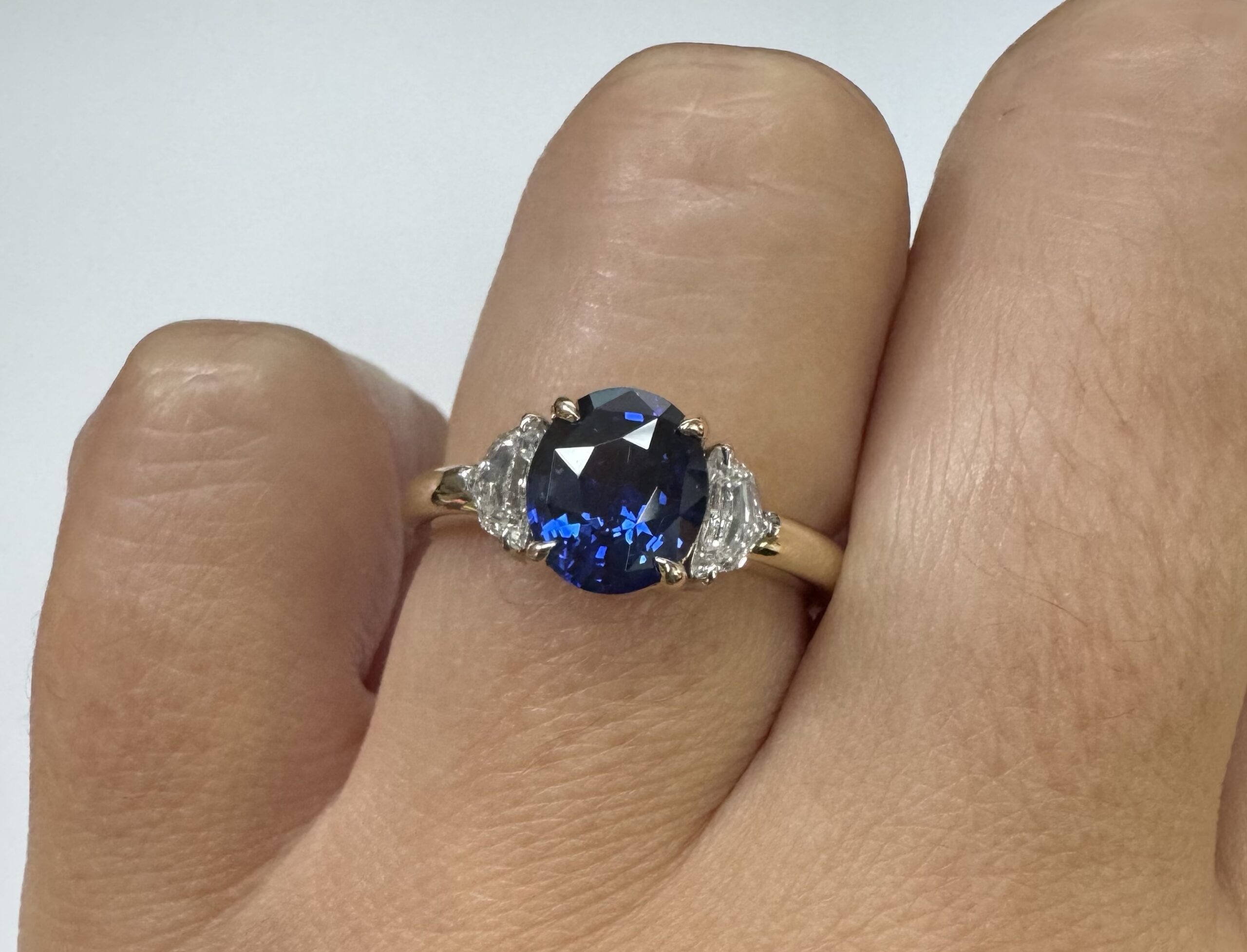 14k Yellow Gold Genuine 1.74 Carat GIA Certified Madagascar Sapphire & Diamond Ring - Image 12